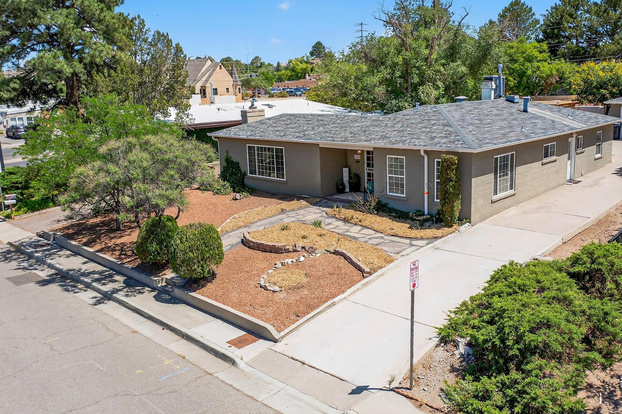 1612 Sigma Chi Road NE