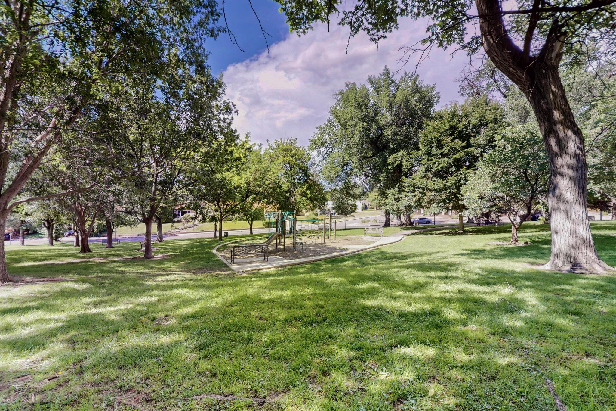 1612 Sigma Chi Road NE