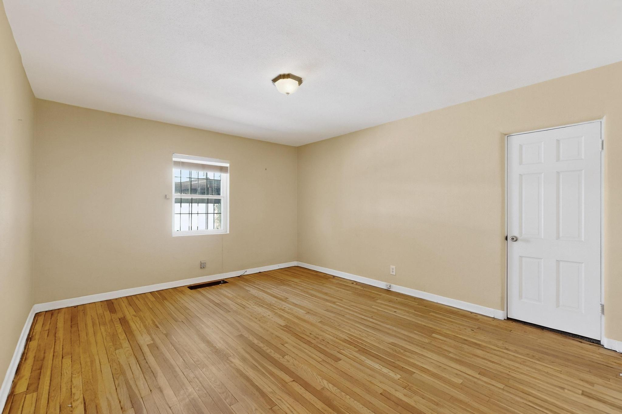 1612 Sigma Chi Road NE