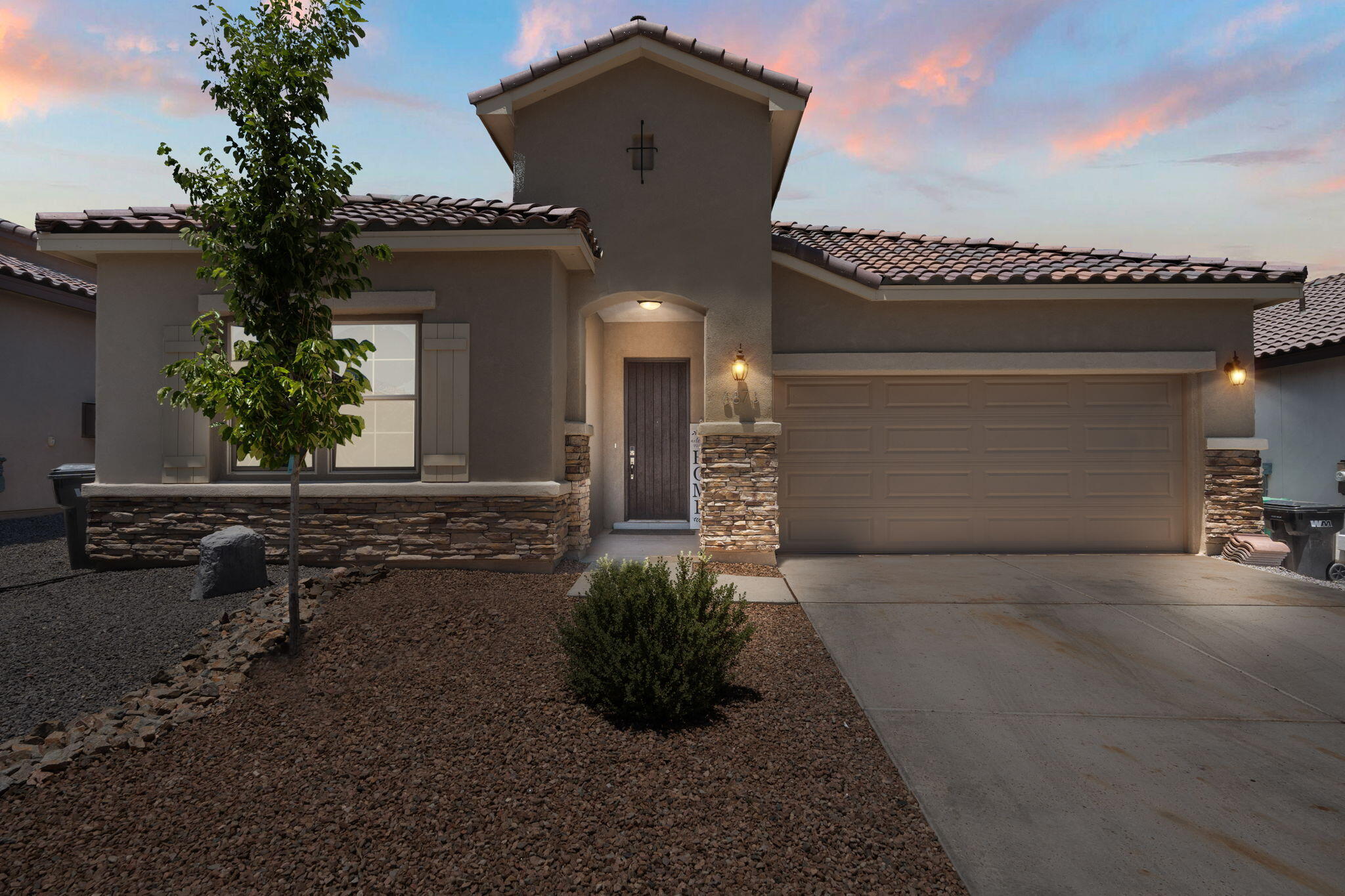 6873 CLEARY Loop NE