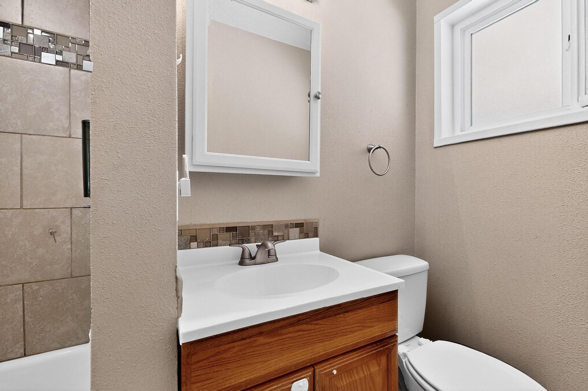 6312 ZIMMERMAN Avenue NE