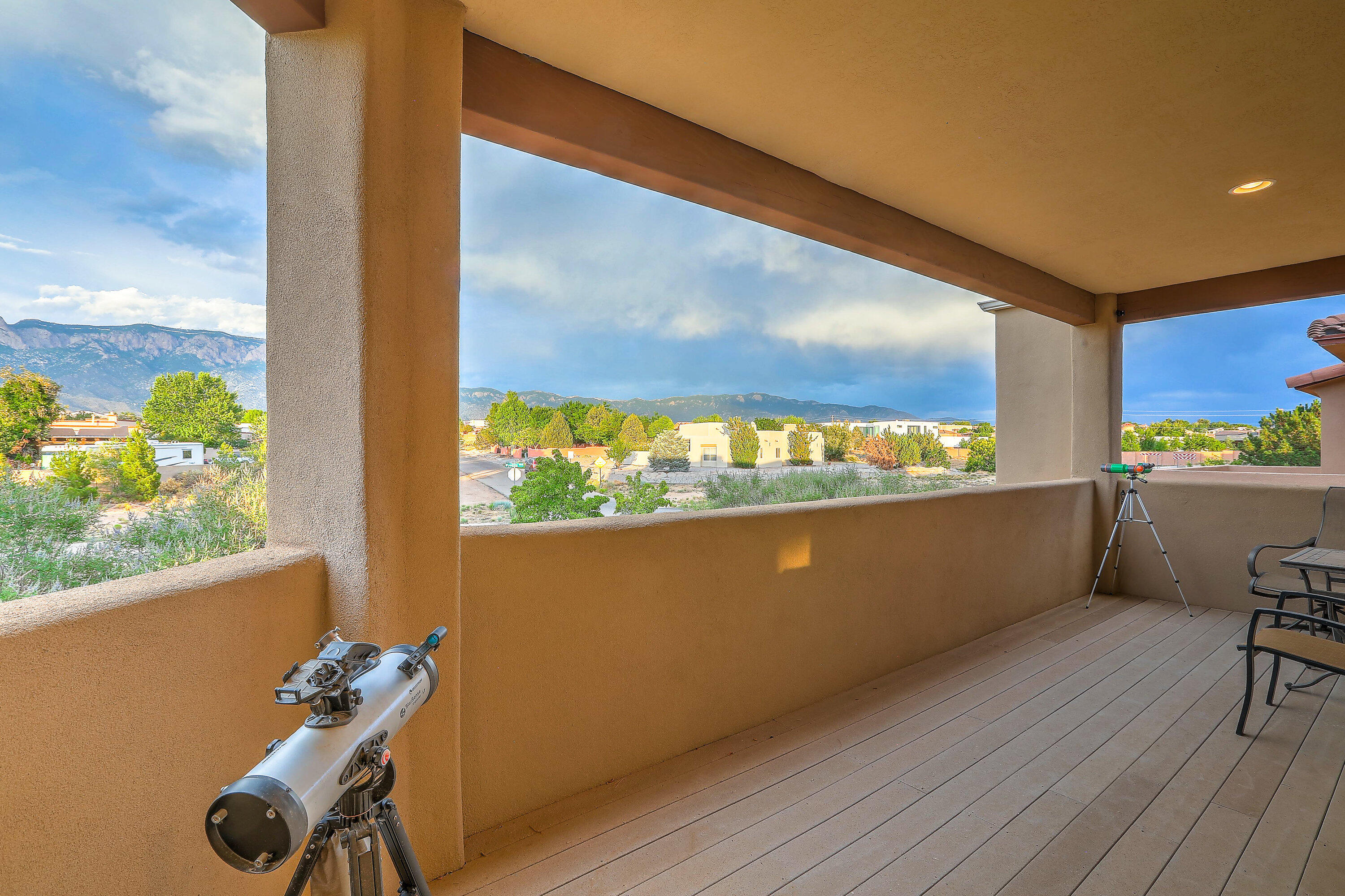 9404 BEAR MOUNTAIN Trail NE