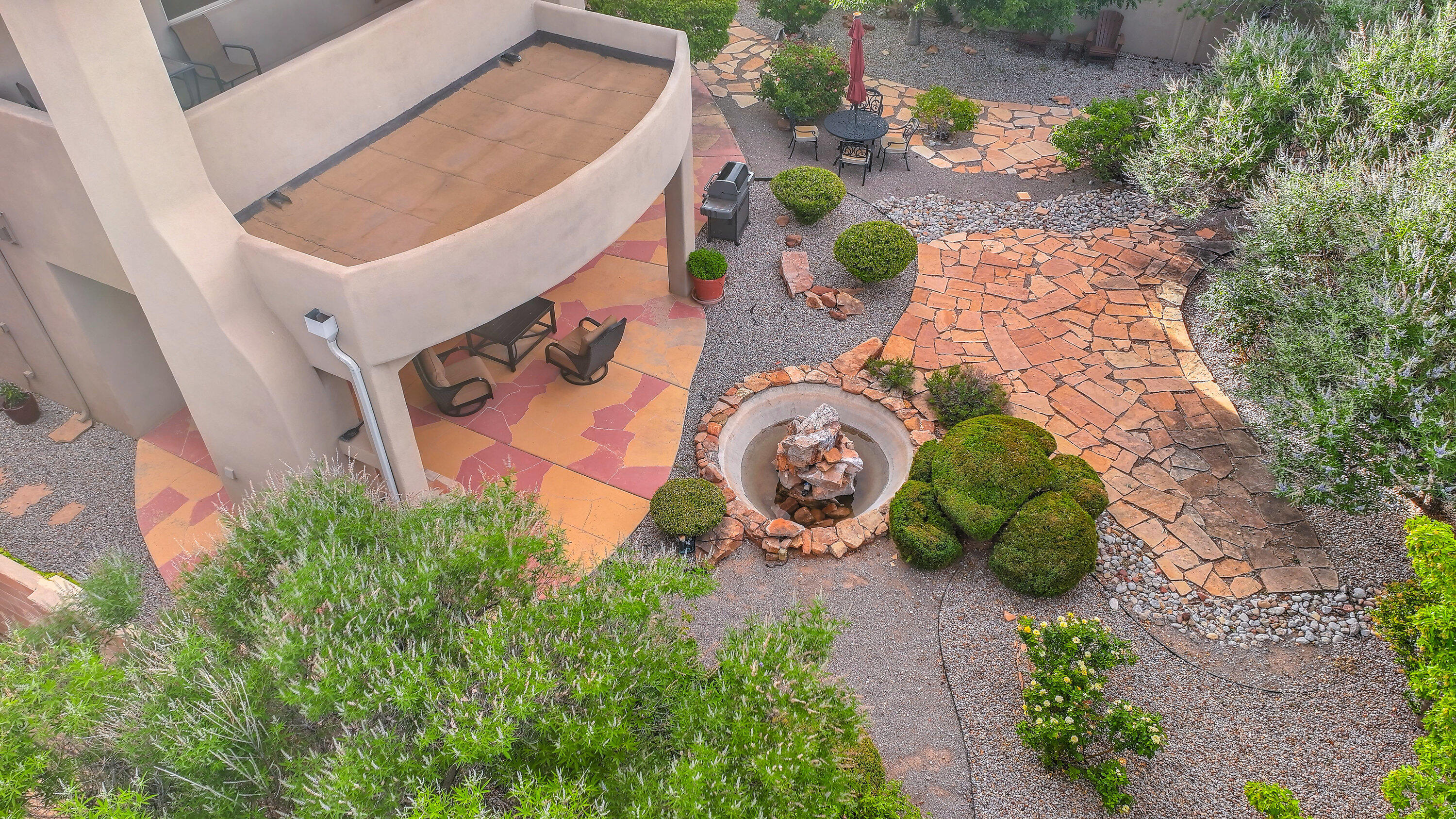 9404 BEAR MOUNTAIN Trail NE