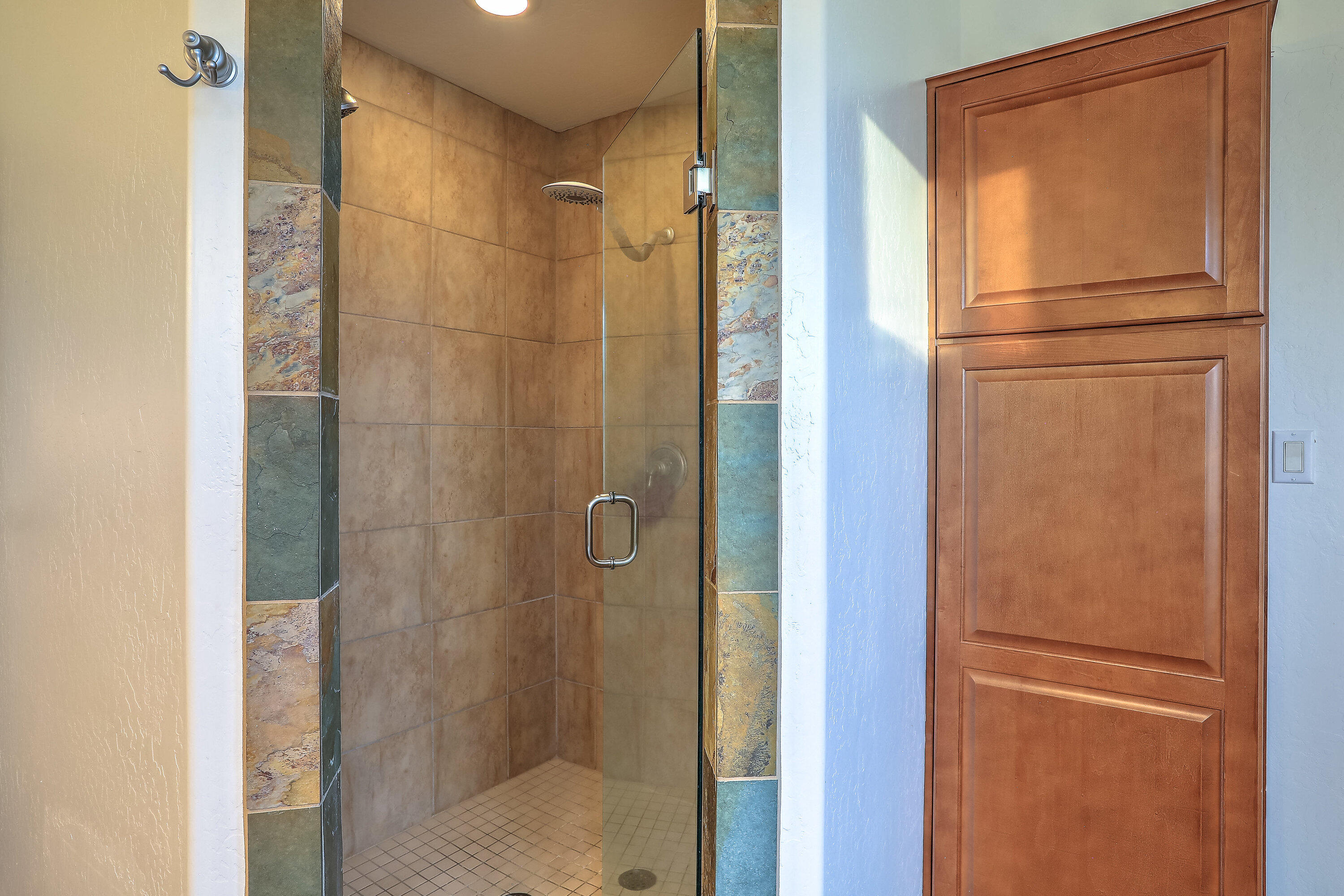 9404 BEAR MOUNTAIN Trail NE