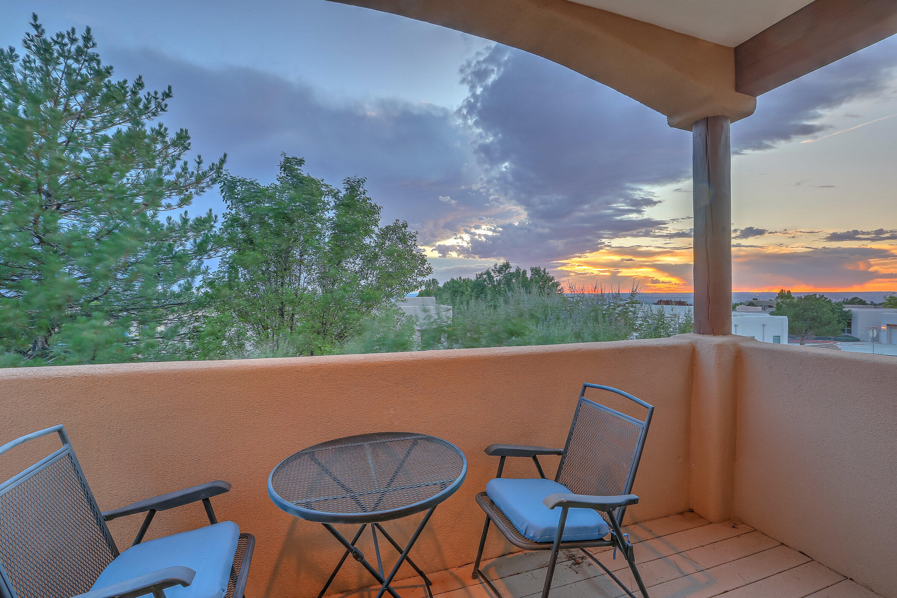 9404 BEAR MOUNTAIN Trail NE