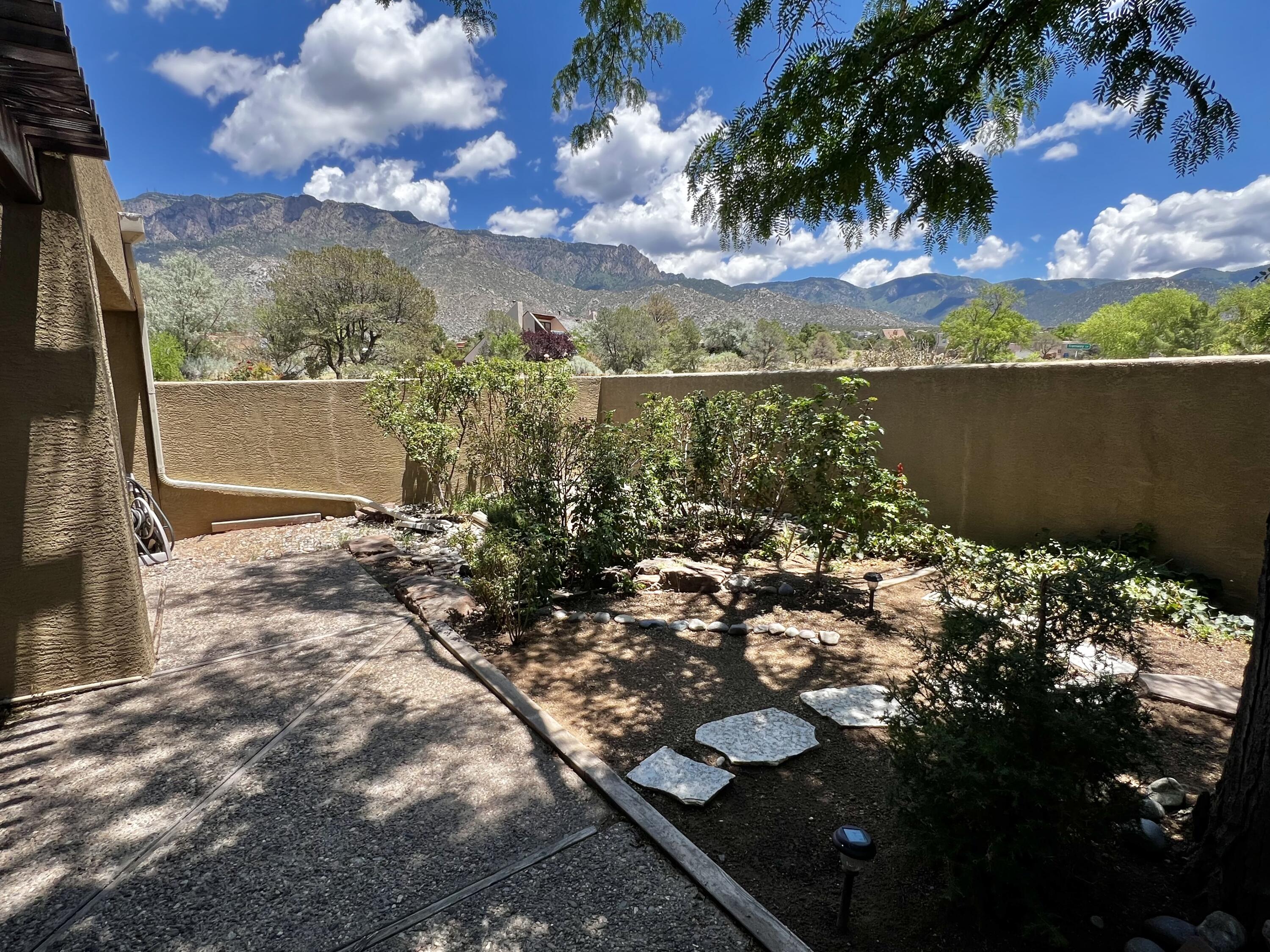 795 TRAMWAY Lane NE D