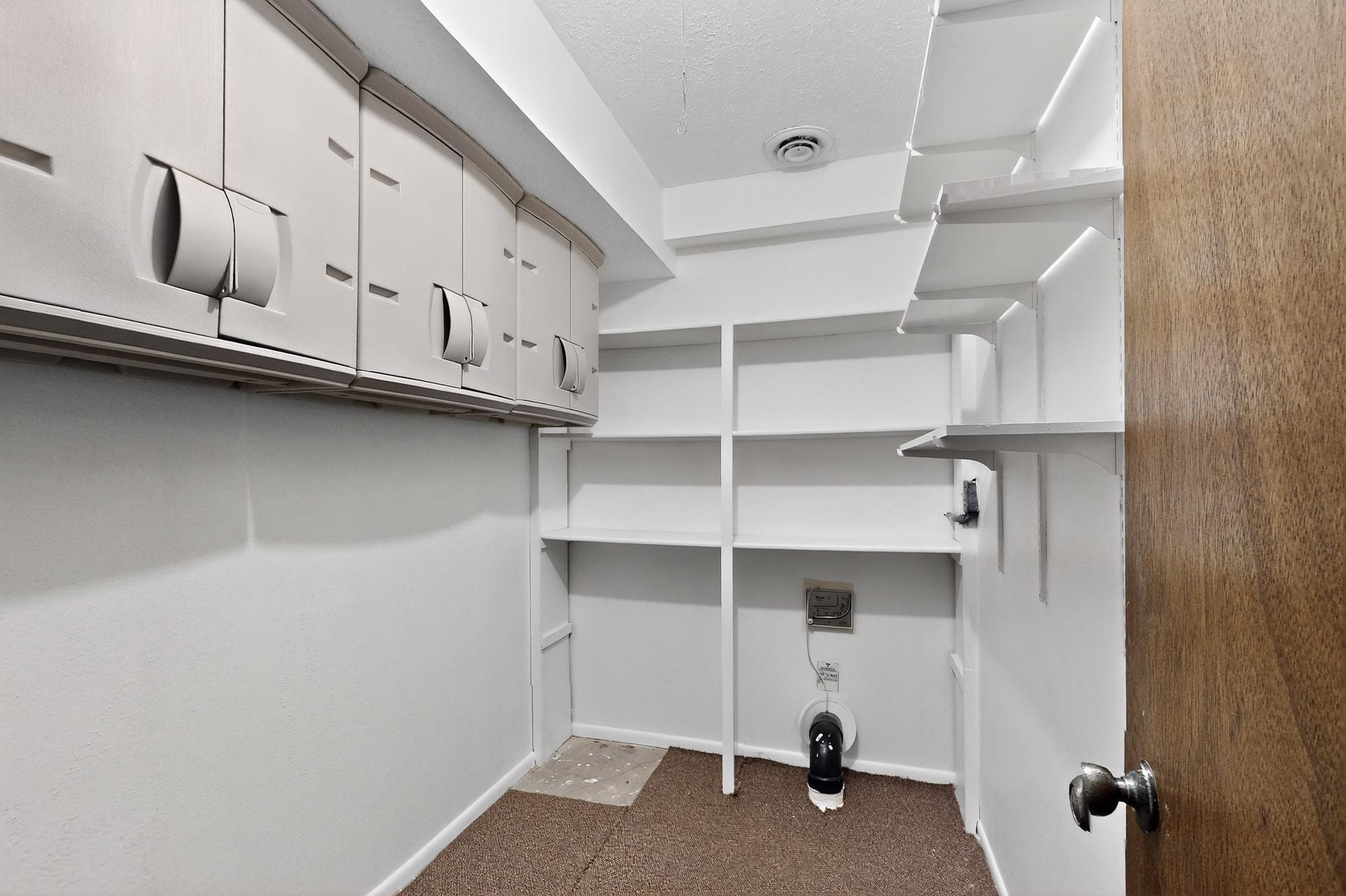 795 TRAMWAY Lane NE D