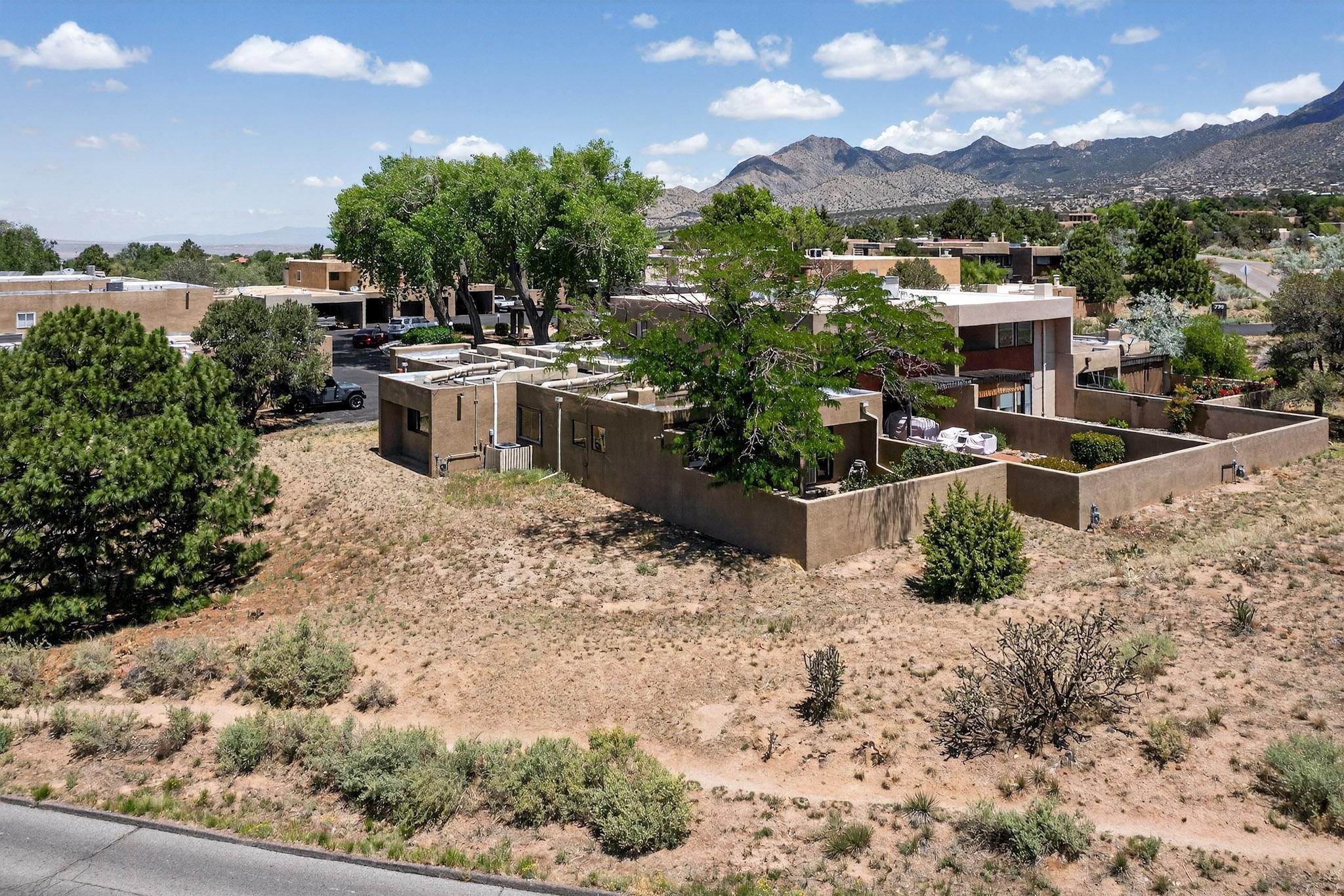 795 TRAMWAY Lane NE D