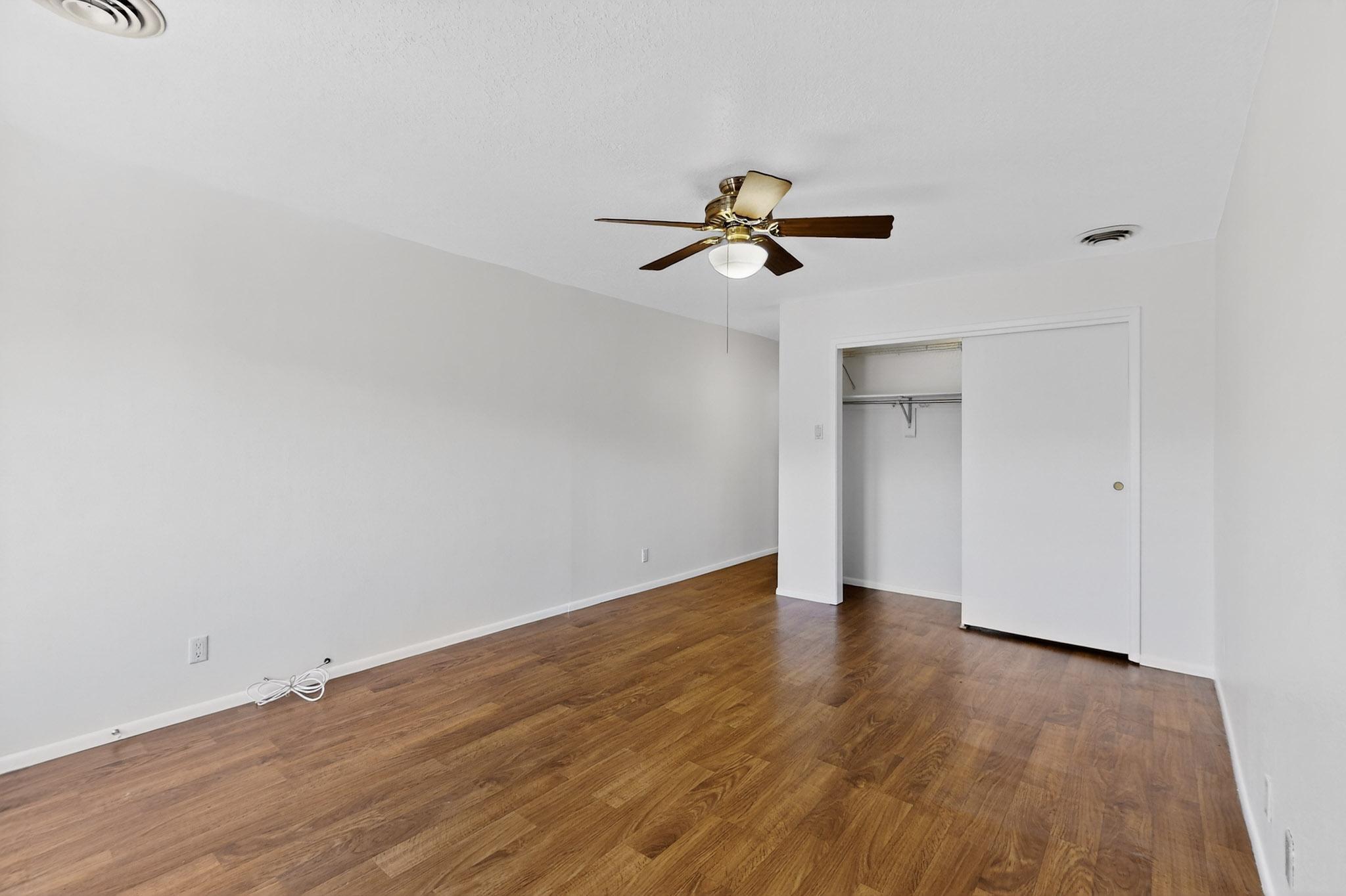 795 TRAMWAY Lane NE D