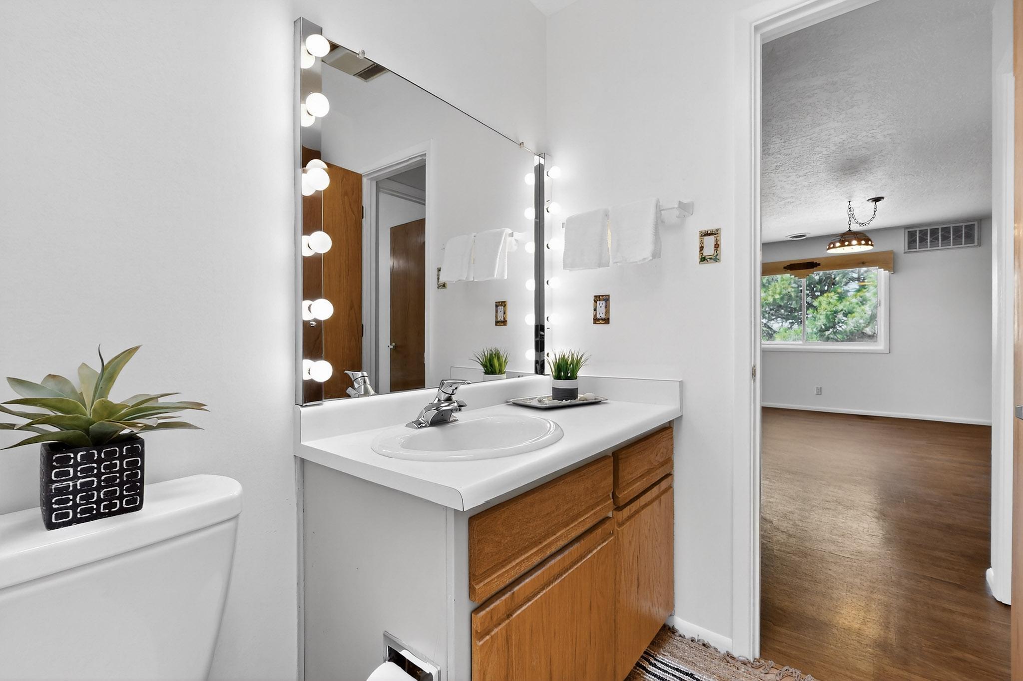 795 TRAMWAY Lane NE D