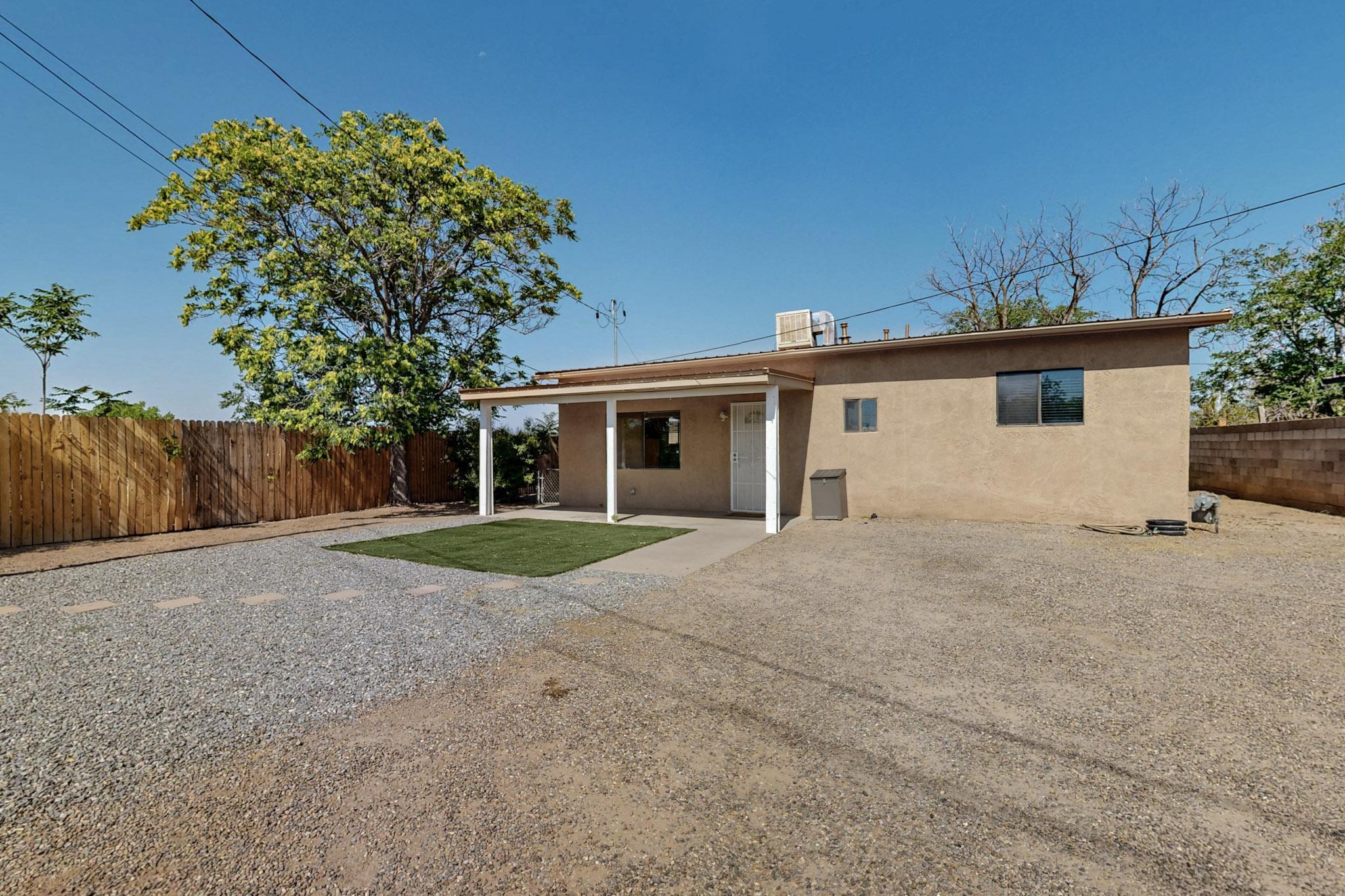 220 GARCIA Road NE B