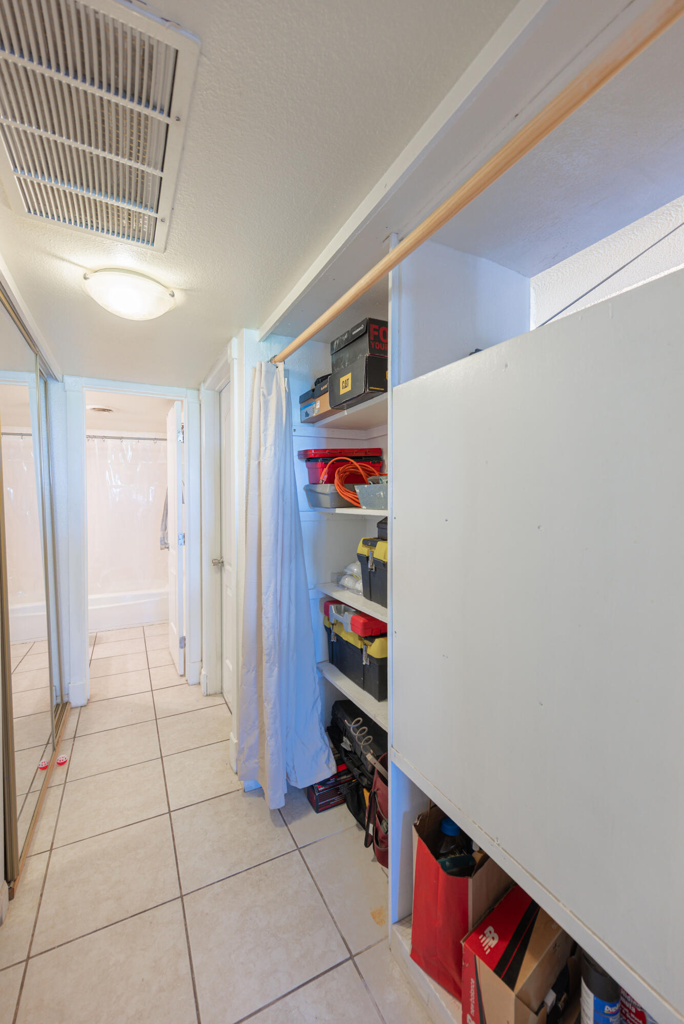 1100 ALVARADO Drive SE 306
