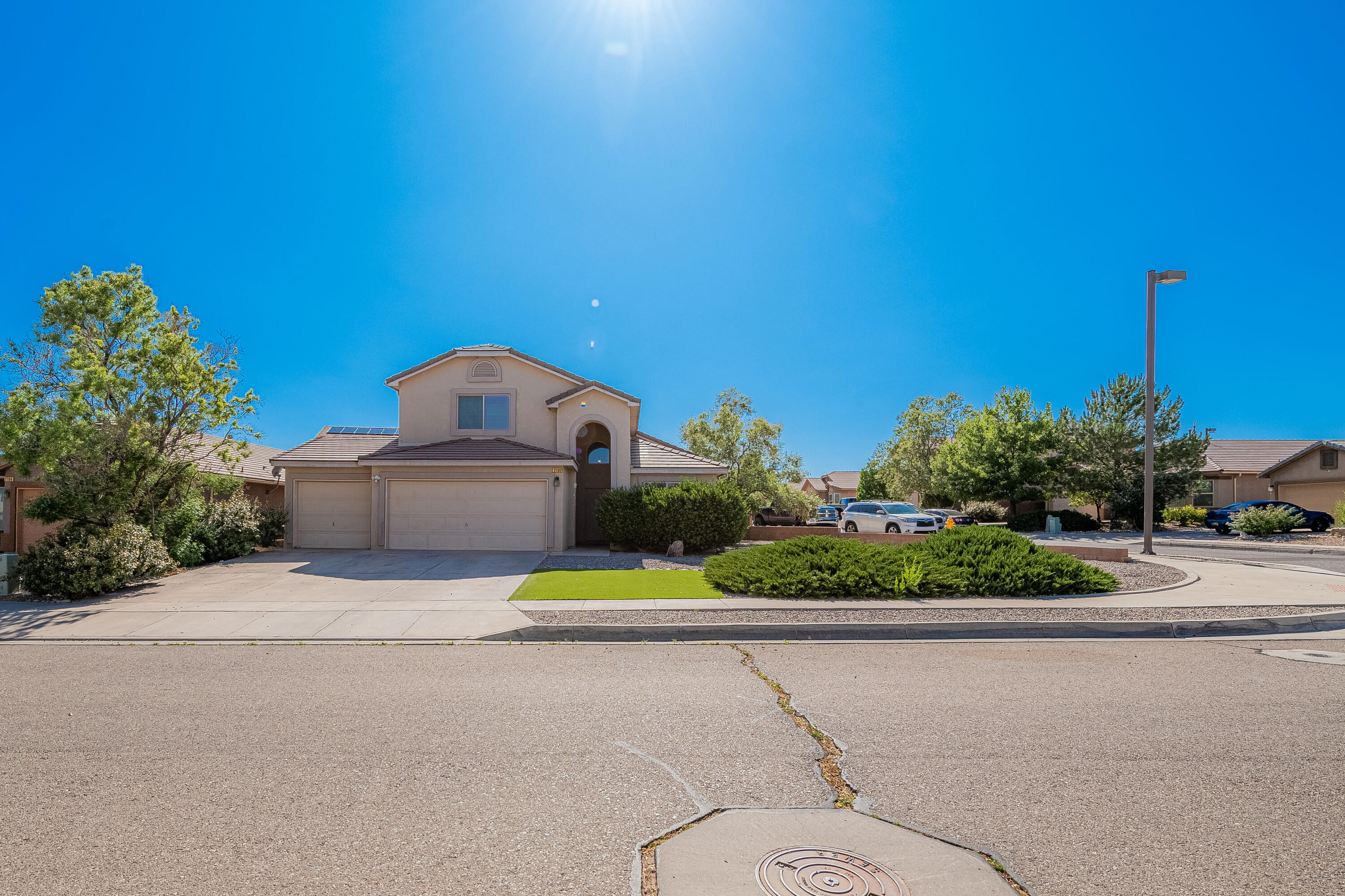 2102 MARGARITA Drive SE