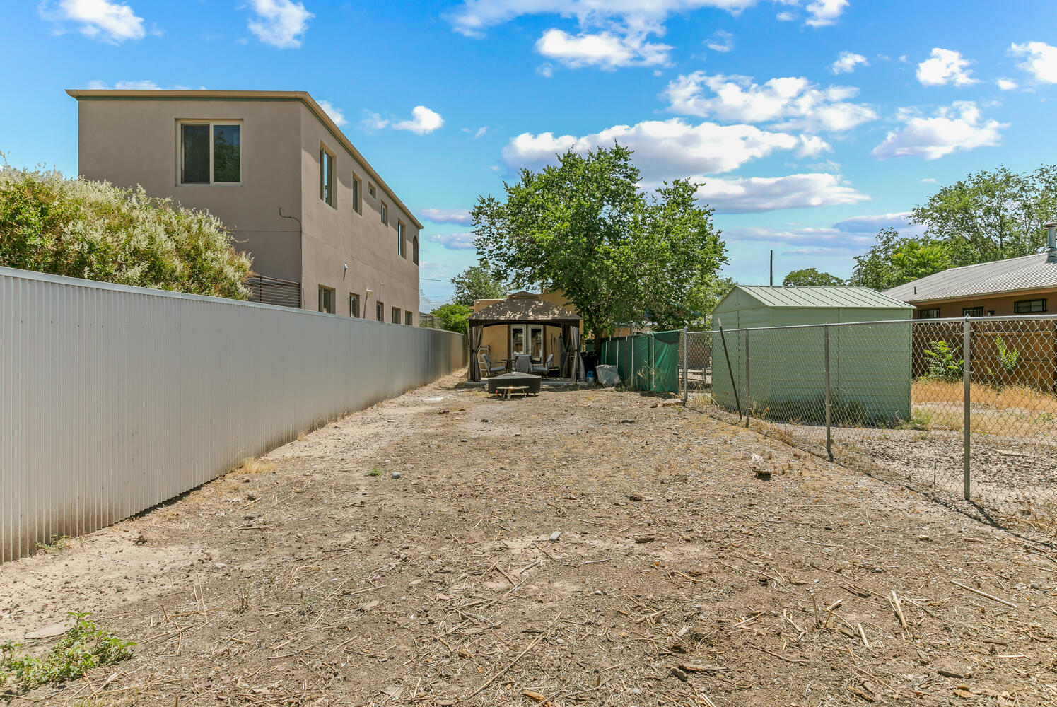 1405 3RD Street SW