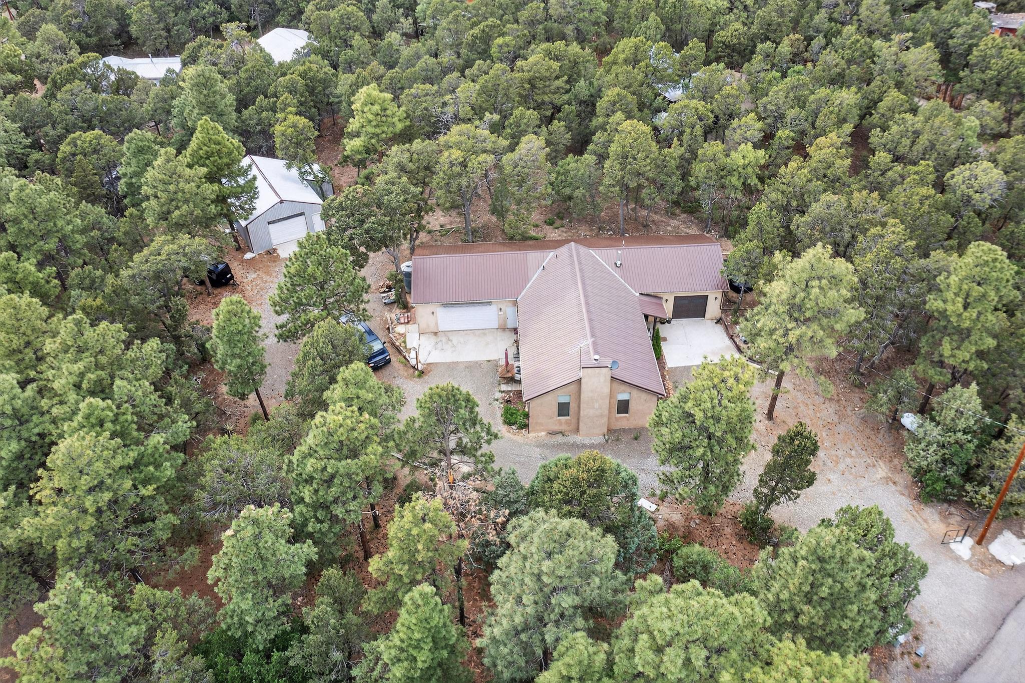 16 BOBOLINK Lane