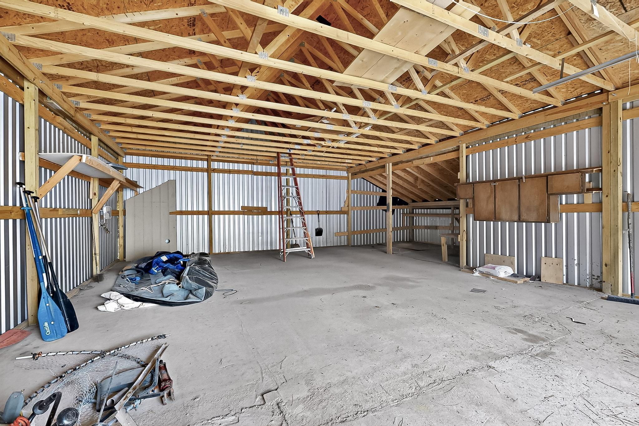 16 BOBOLINK Lane
