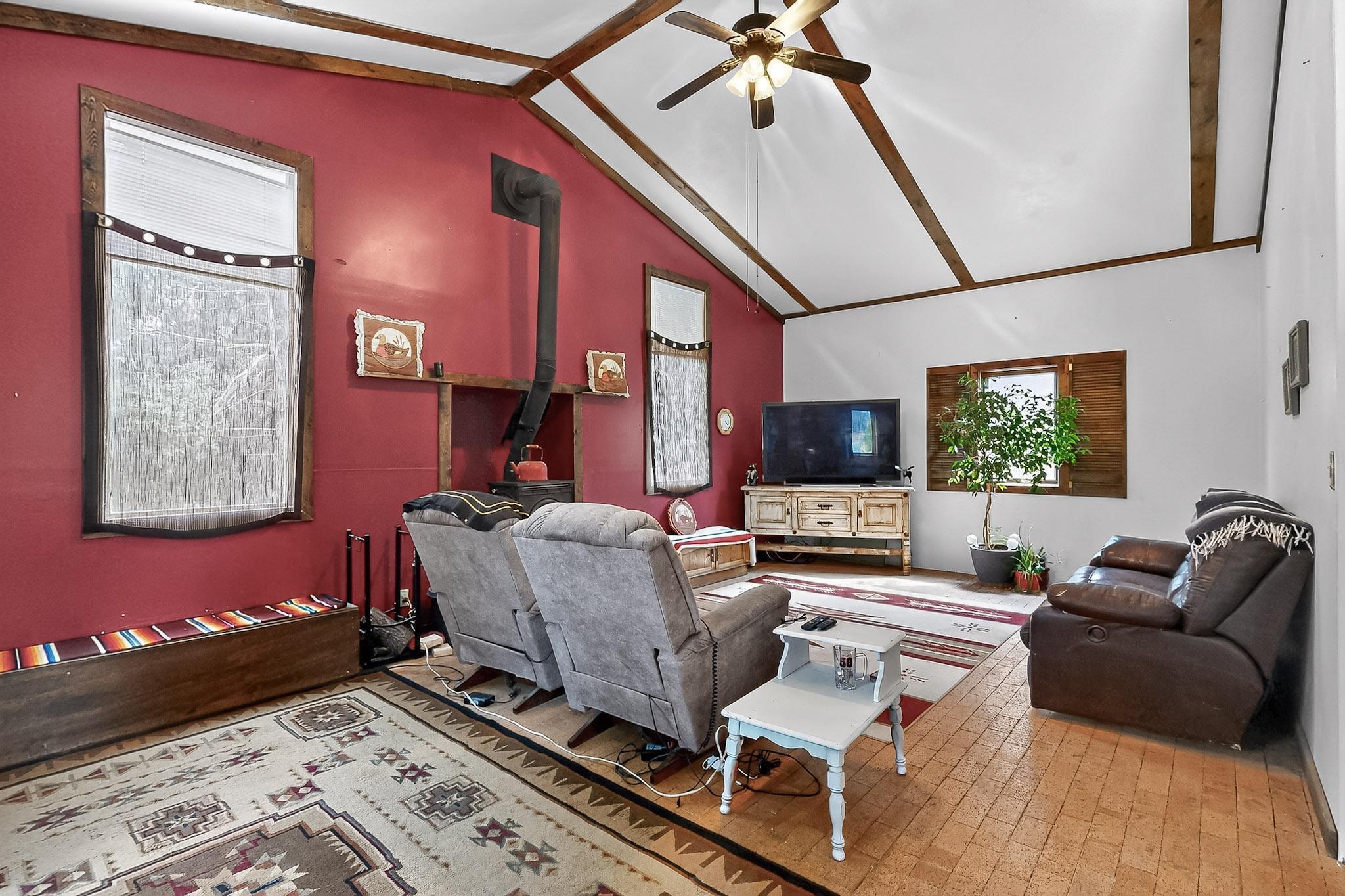 16 BOBOLINK Lane