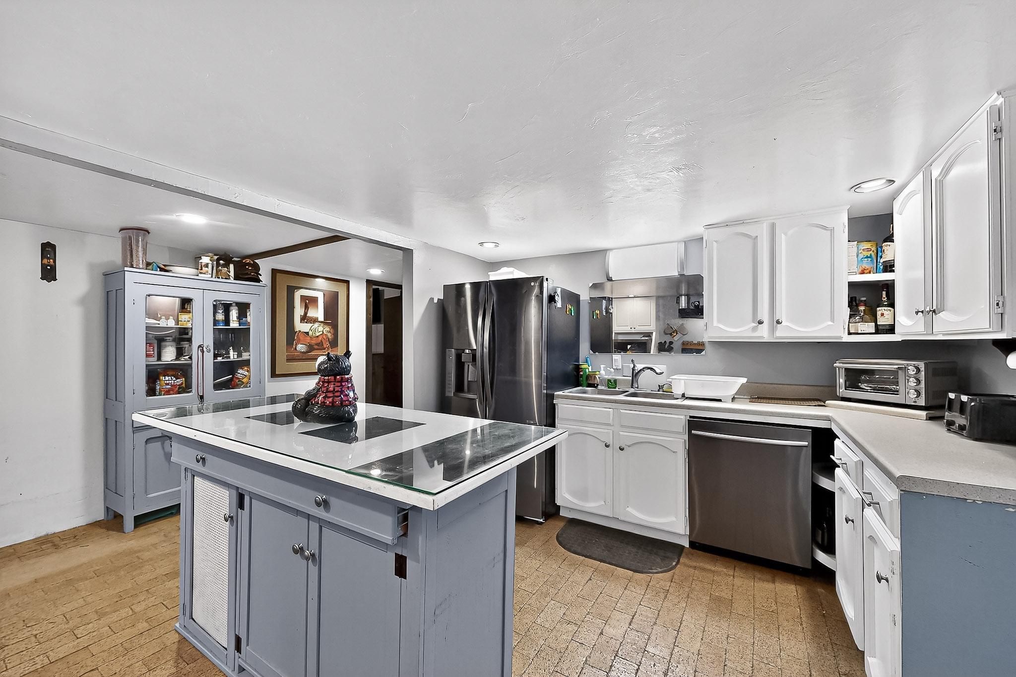 16 BOBOLINK Lane