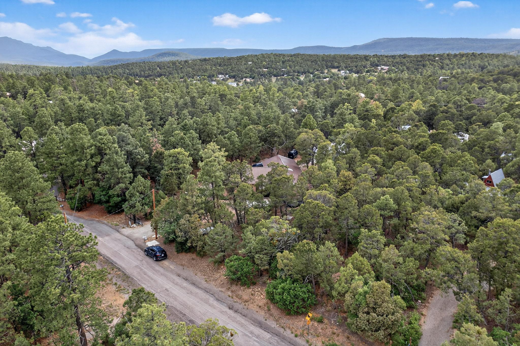 16 BOBOLINK Lane