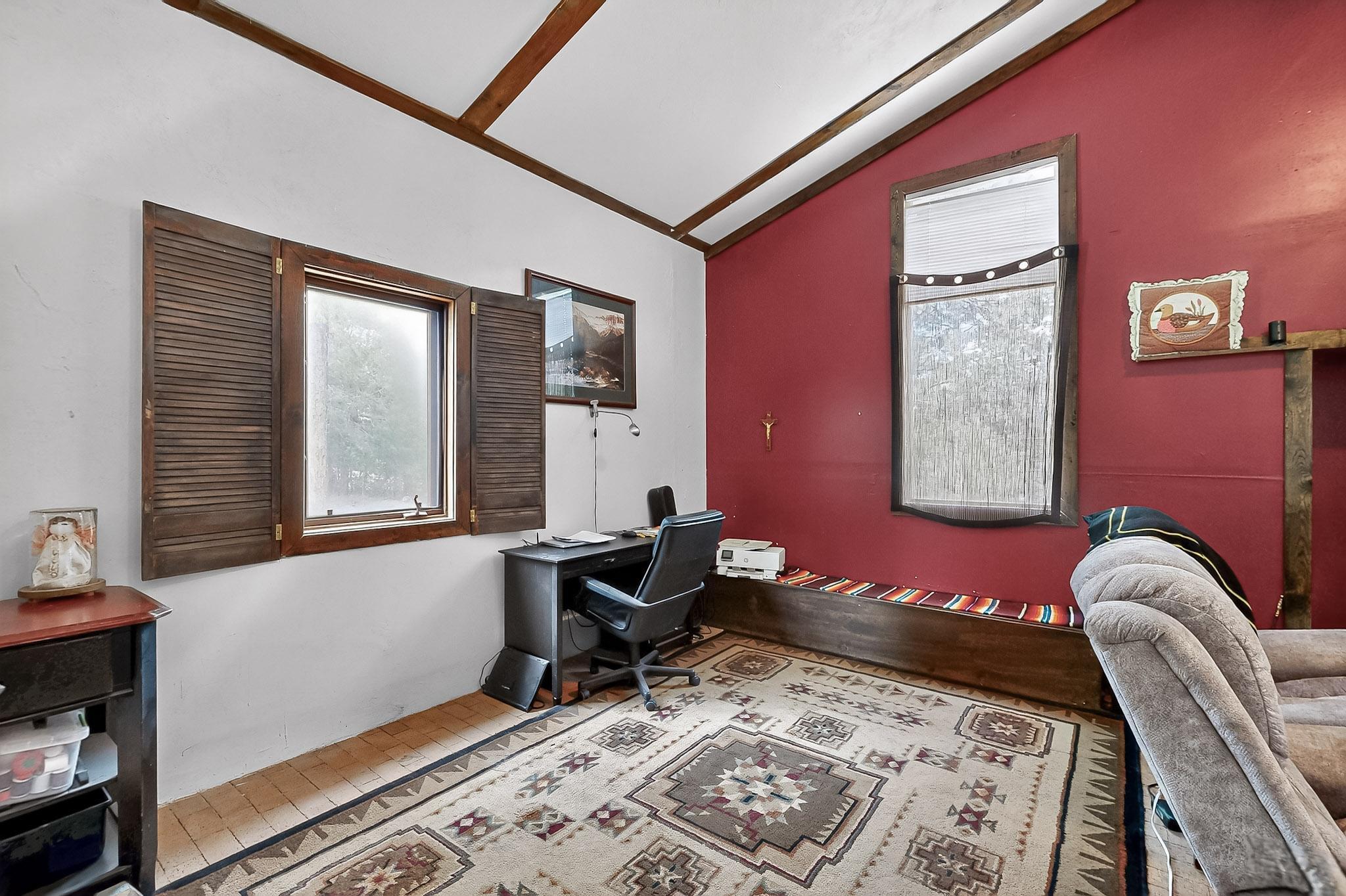16 BOBOLINK Lane