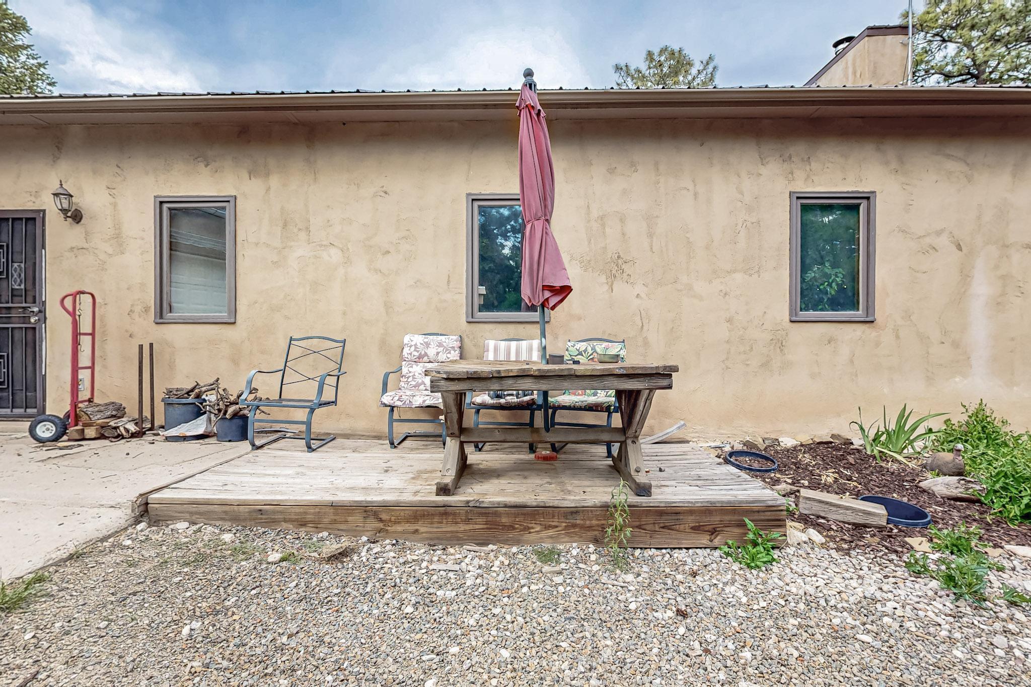 16 BOBOLINK Lane