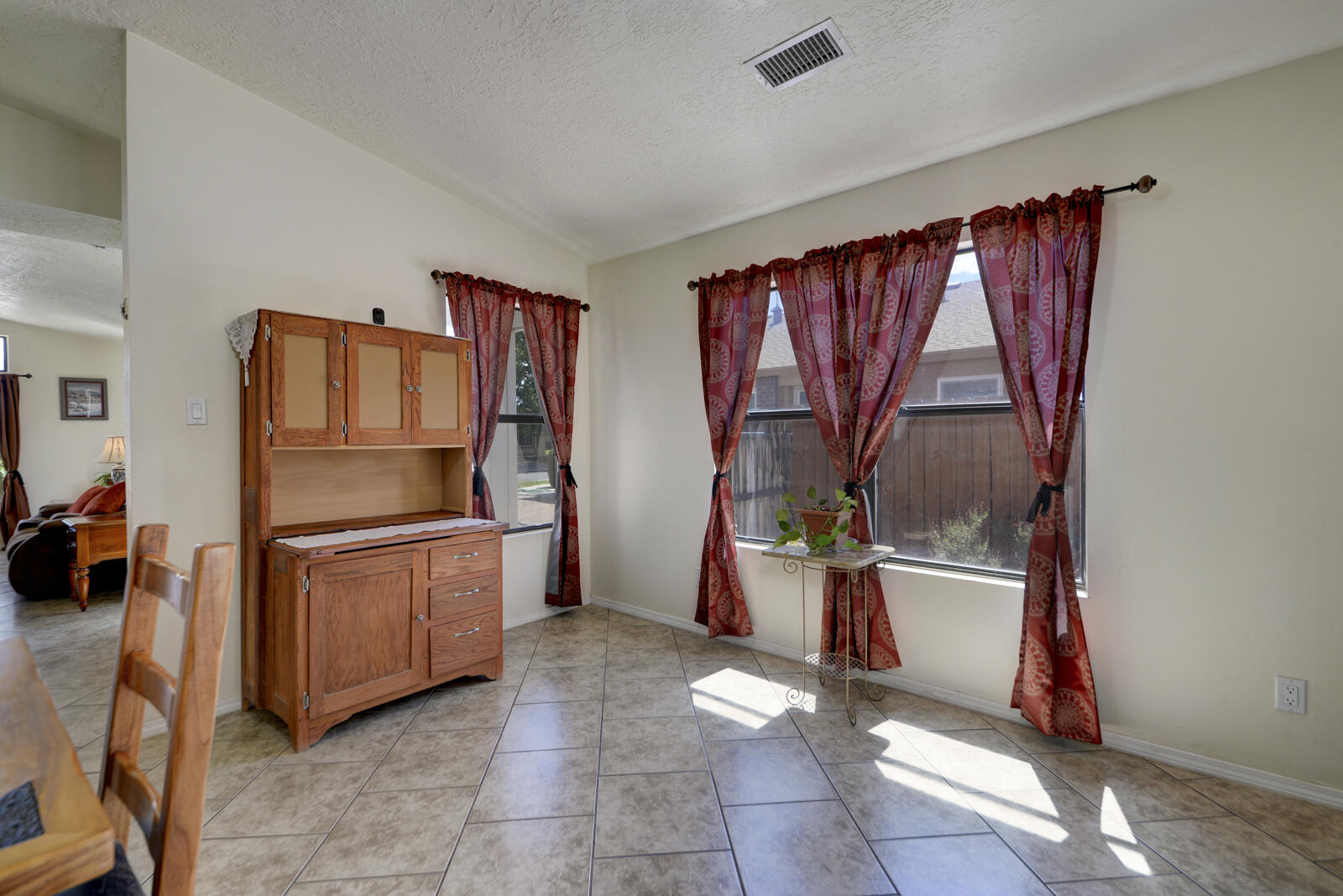 7705 Santa Rosalia Street NW