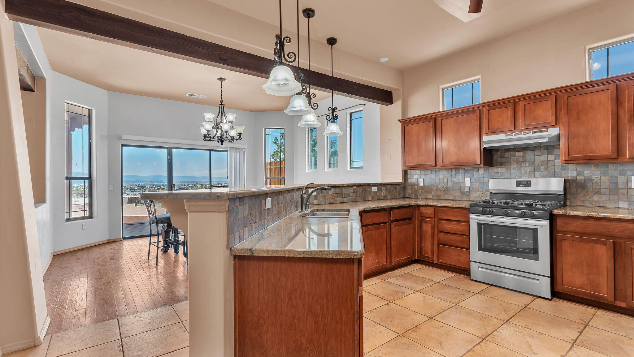 1312 WESTSIDE Boulevard SE