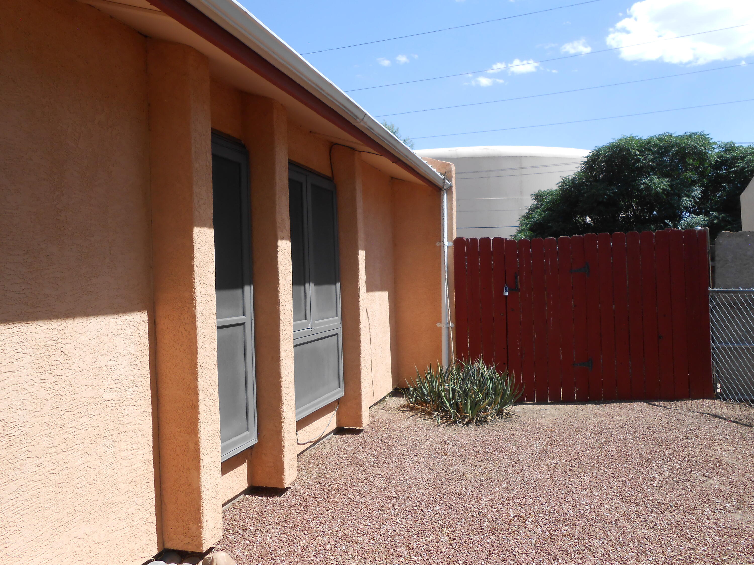 440 Salazar Court SE