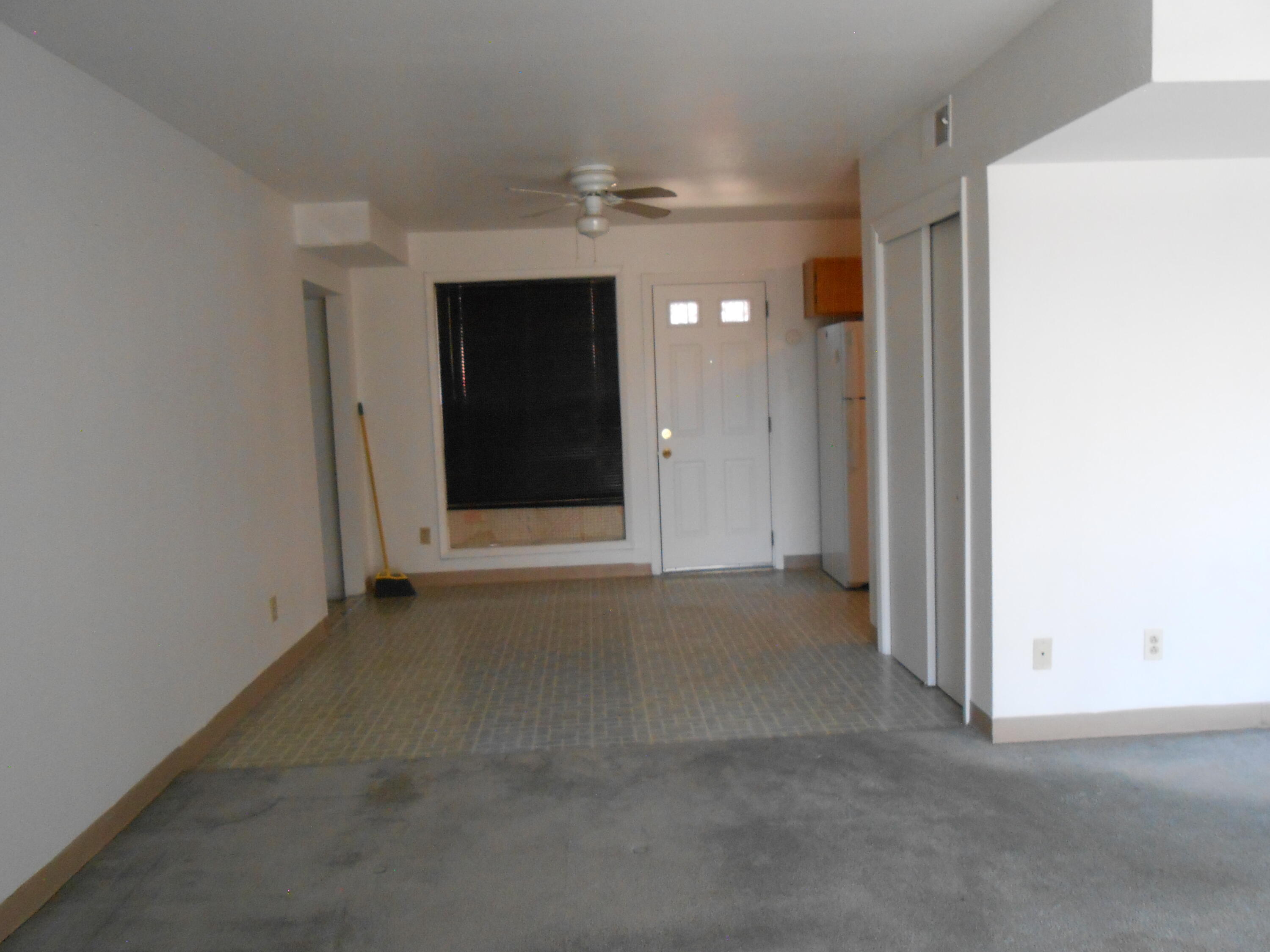 440 Salazar Court SE