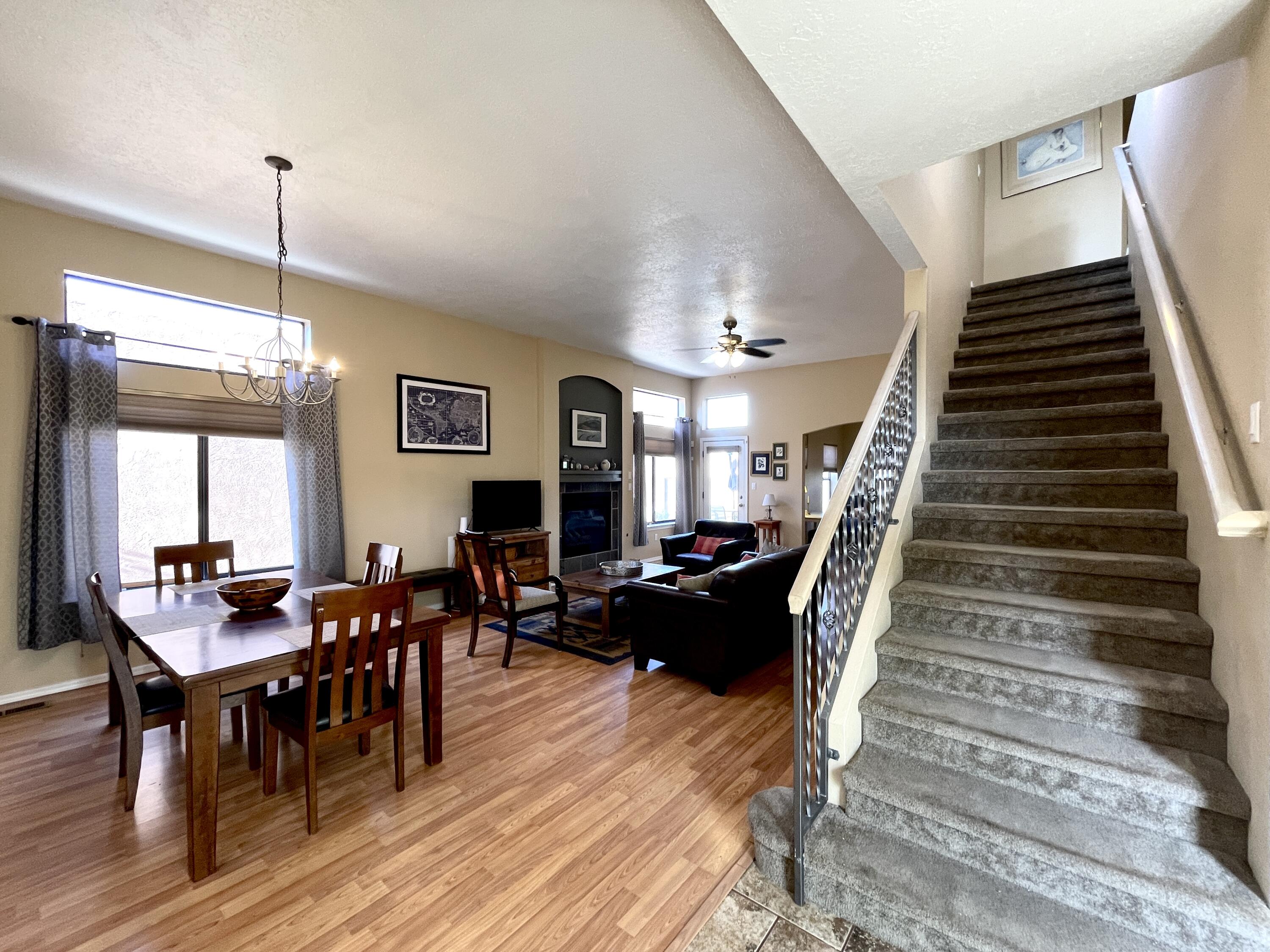 2108 NAVAJO WILLOW Drive NE