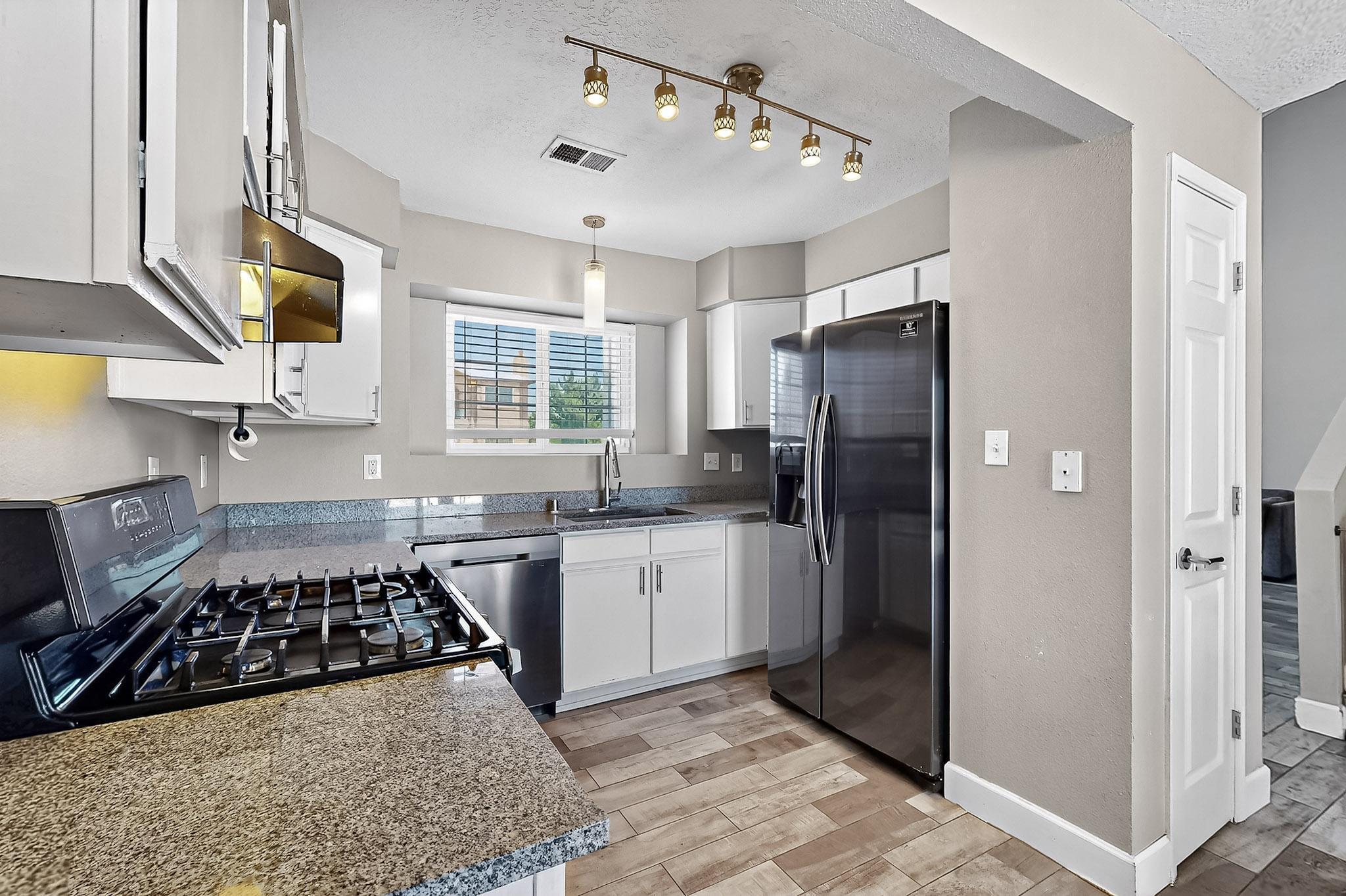 833 MONTICELLO PARK Drive SE