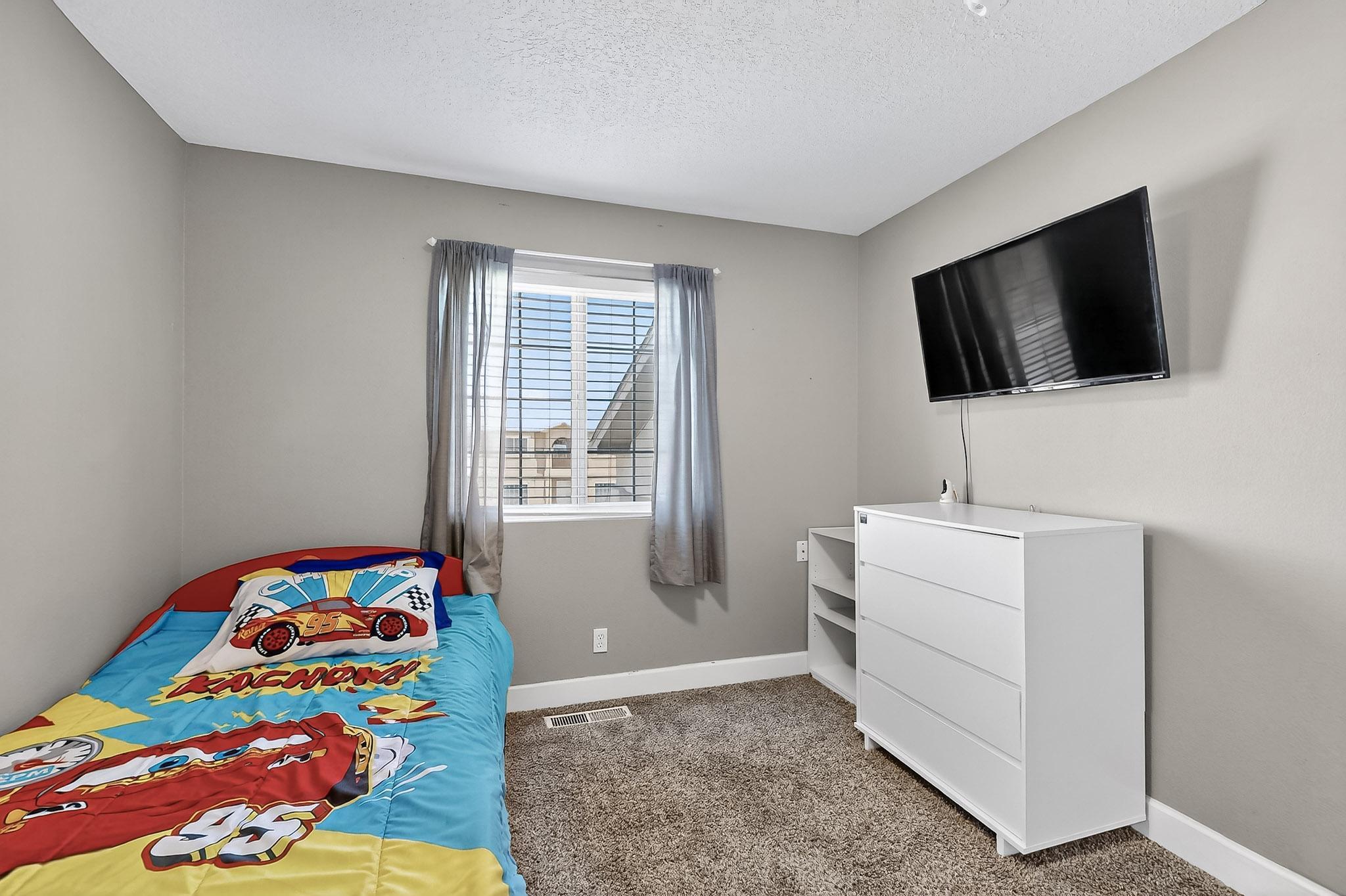 833 MONTICELLO PARK Drive SE