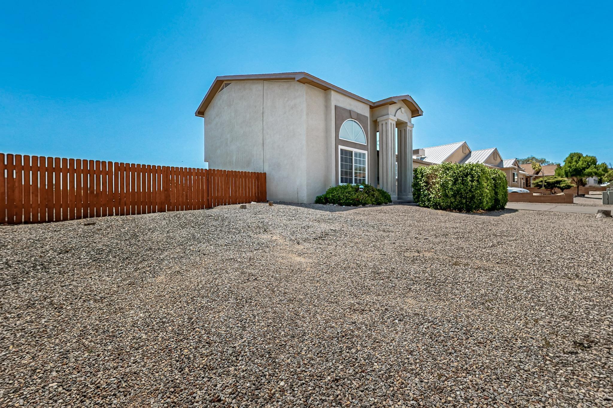 833 MONTICELLO PARK Drive SE