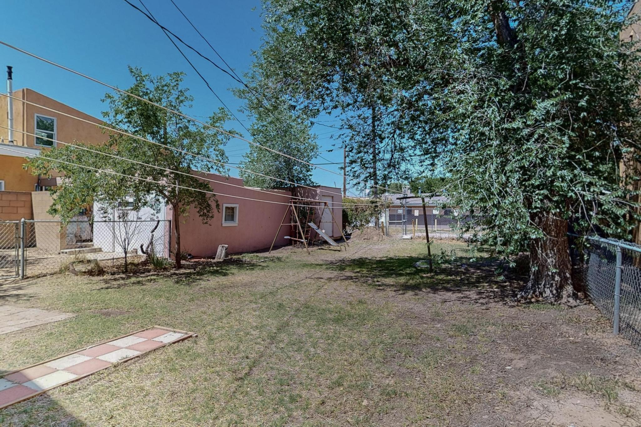 111 Columbia Drive SE