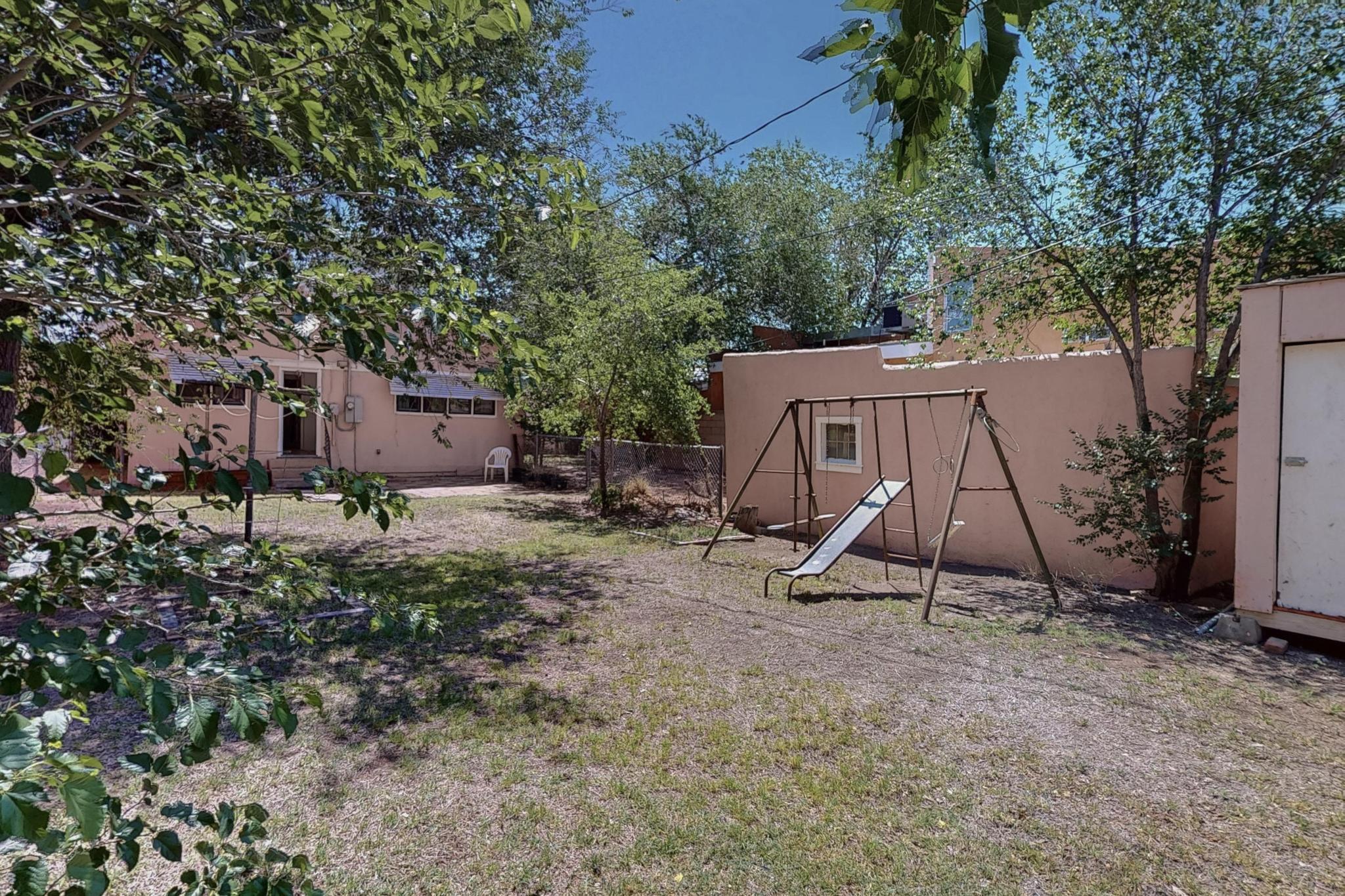 111 Columbia Drive SE