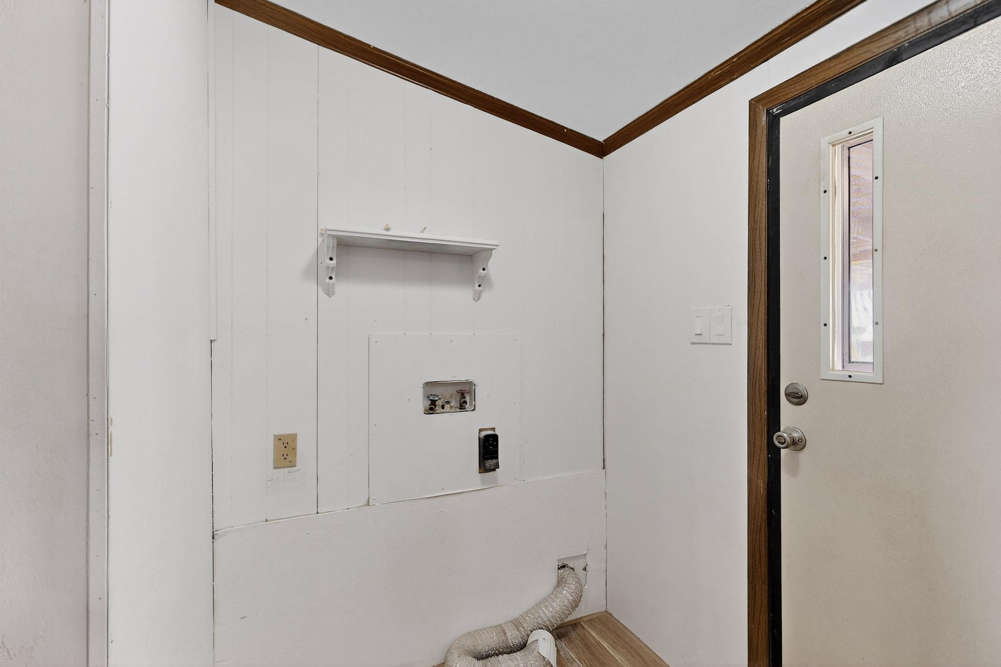 15 JARDIN Road