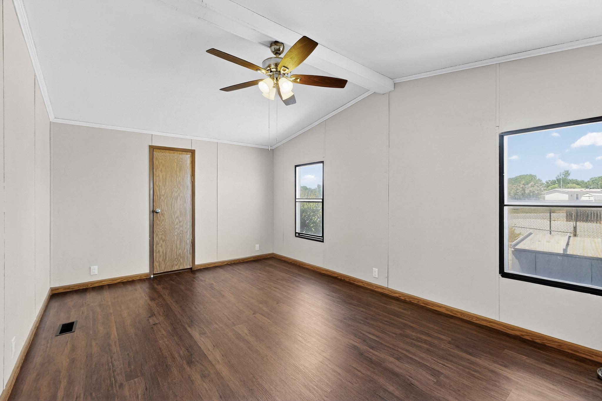 15 JARDIN Road
