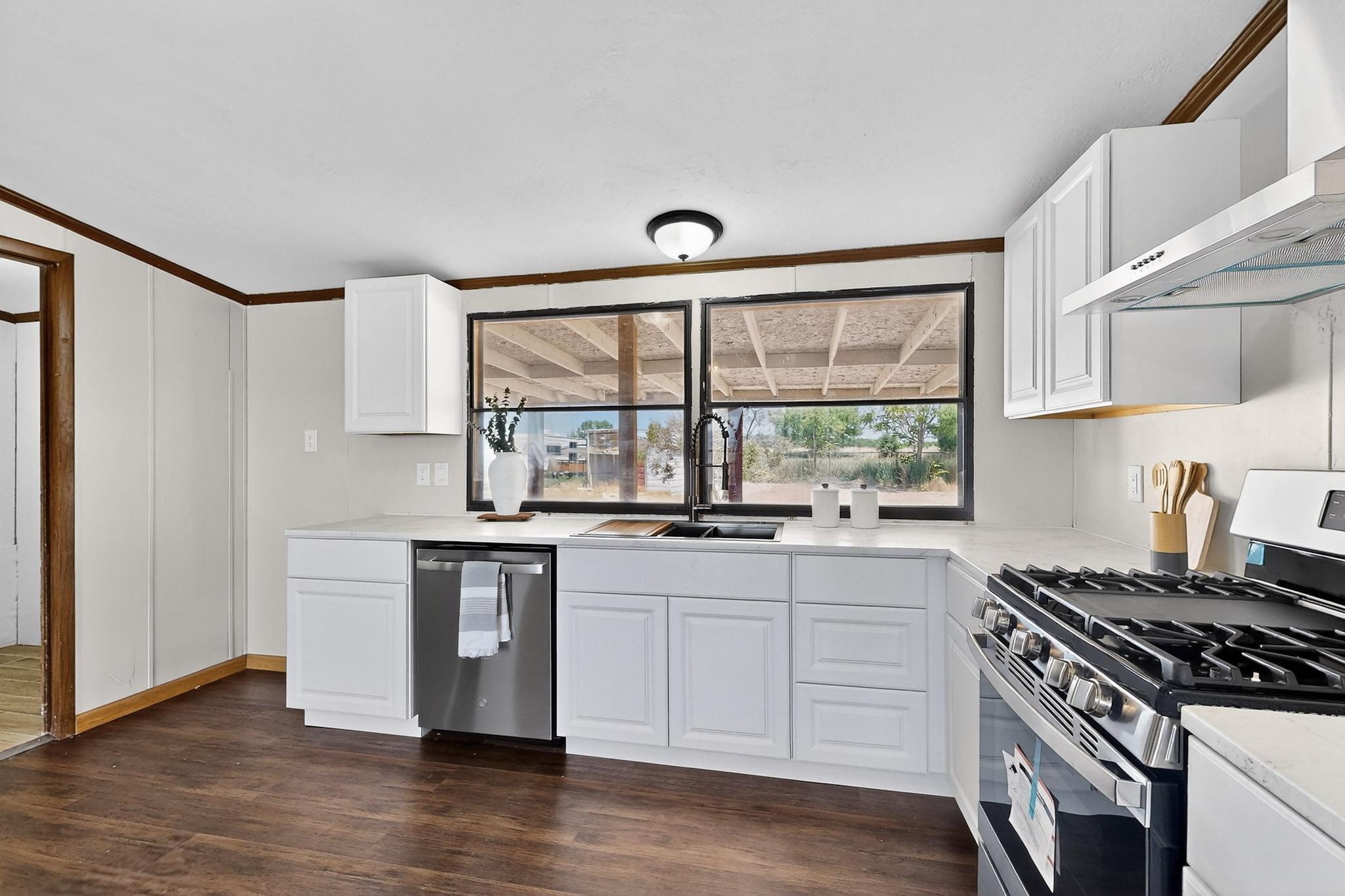 15 JARDIN Road