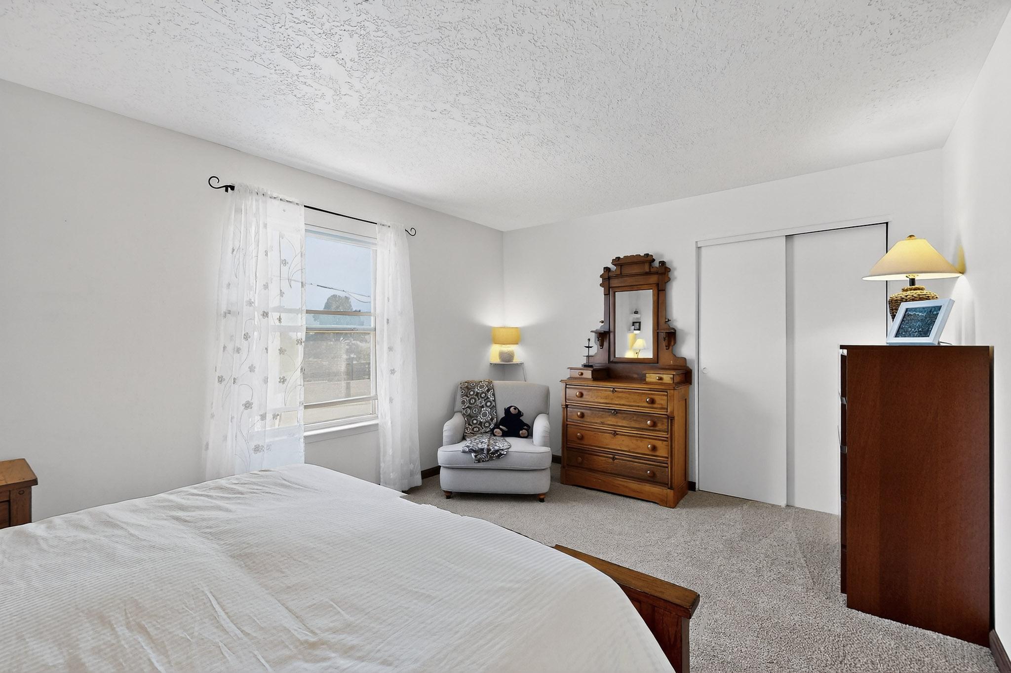 14012 Troy Court NE B