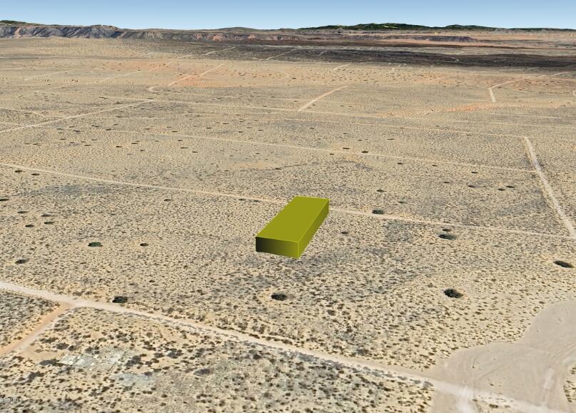 Wooden (U20 B25 L18) .5 ac. Road NE