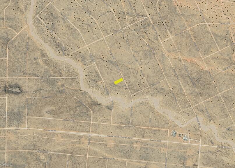Wooden (U20 B25 L18) .5 ac. Road NE