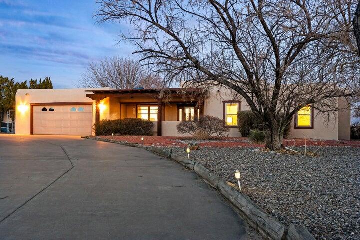 260 IVORY Road SE