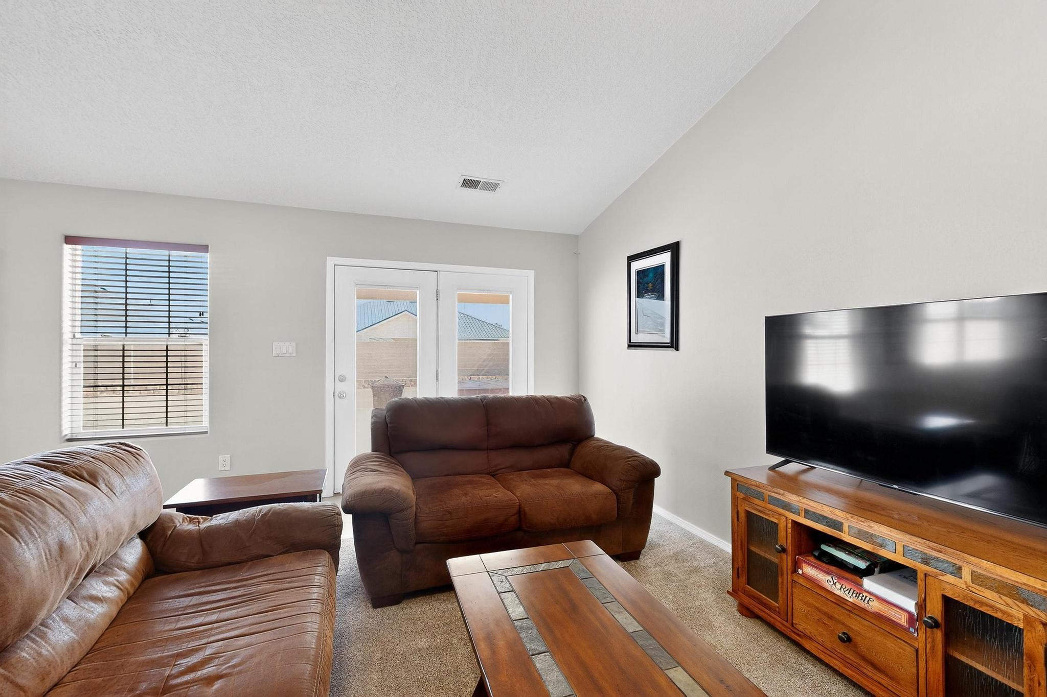 2062 VALLEY VIEW Drive SW