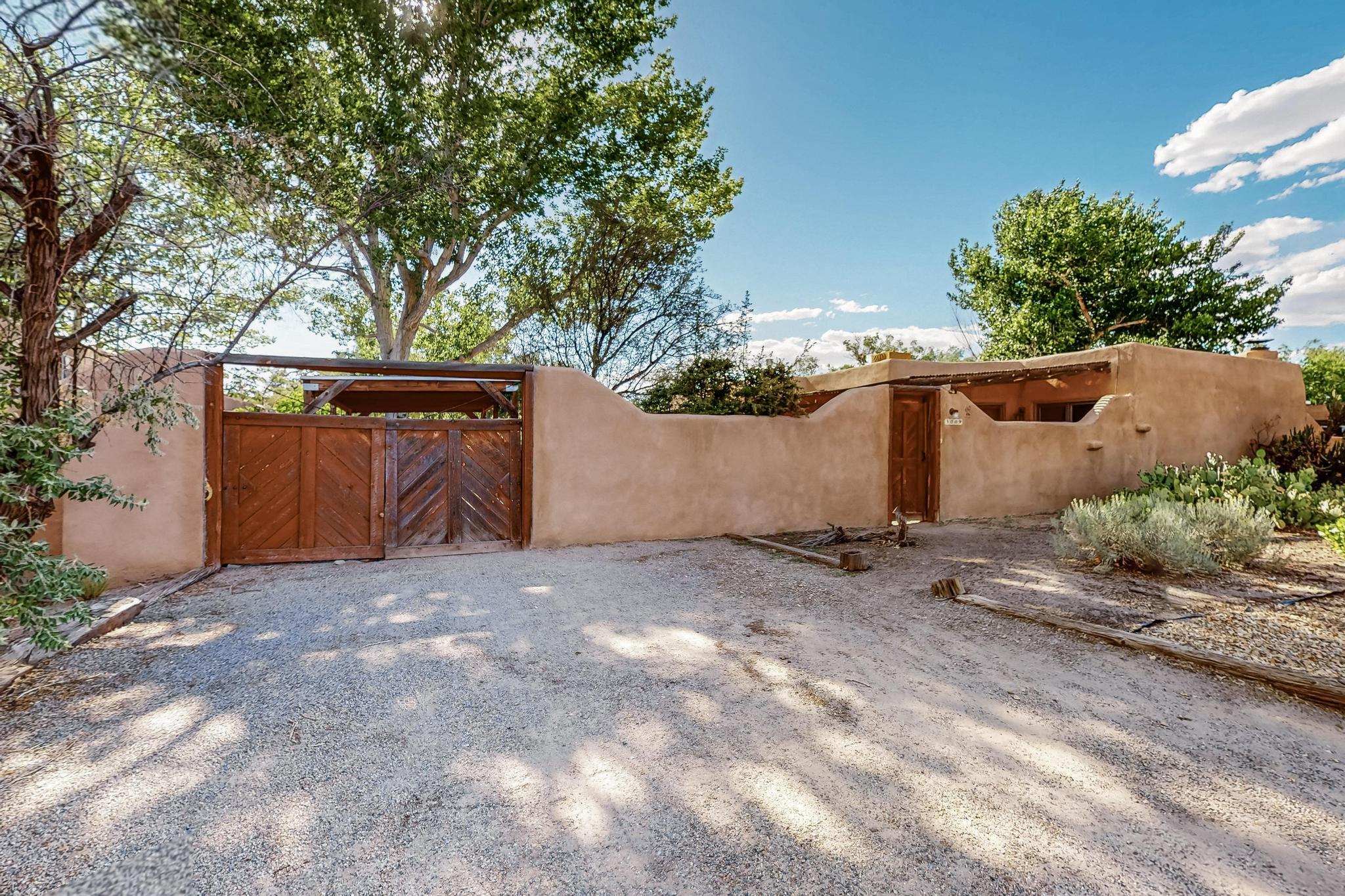 3009 INDIAN FARM Lane NW