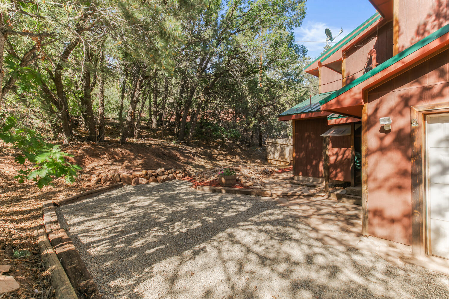 113 SANDIA CREST Road