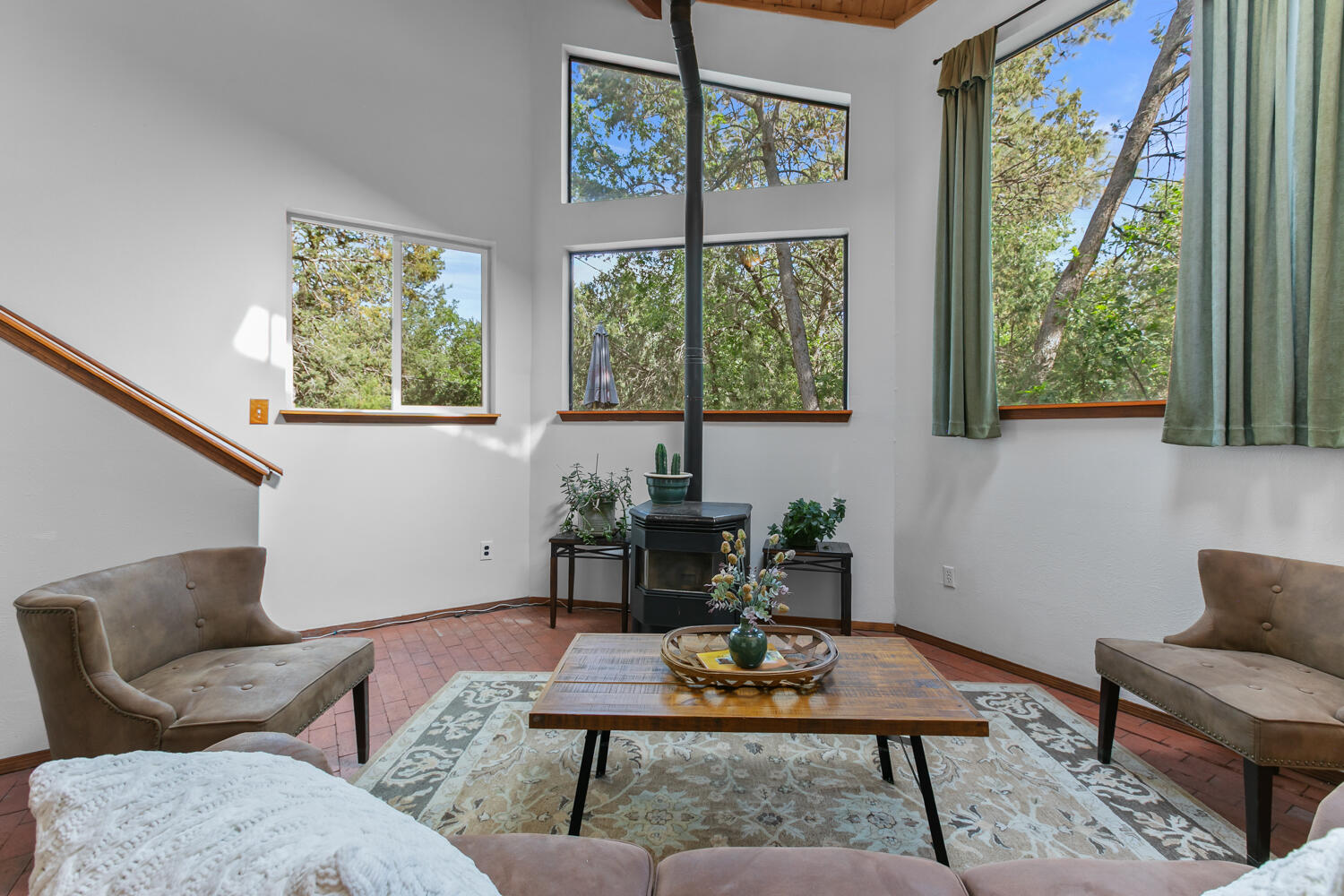 113 SANDIA CREST Road