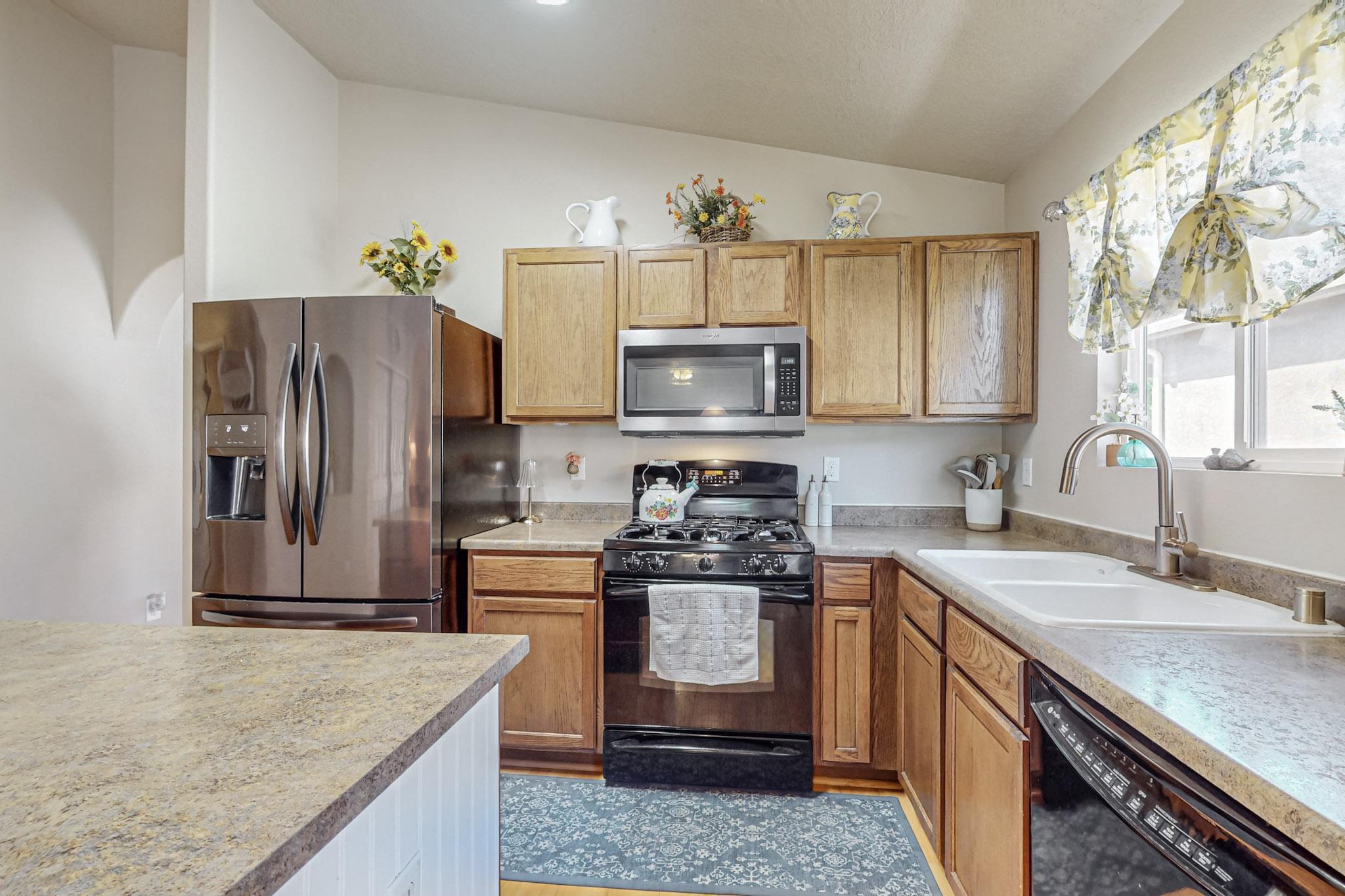 313 Peaceful Meadows Drive NE