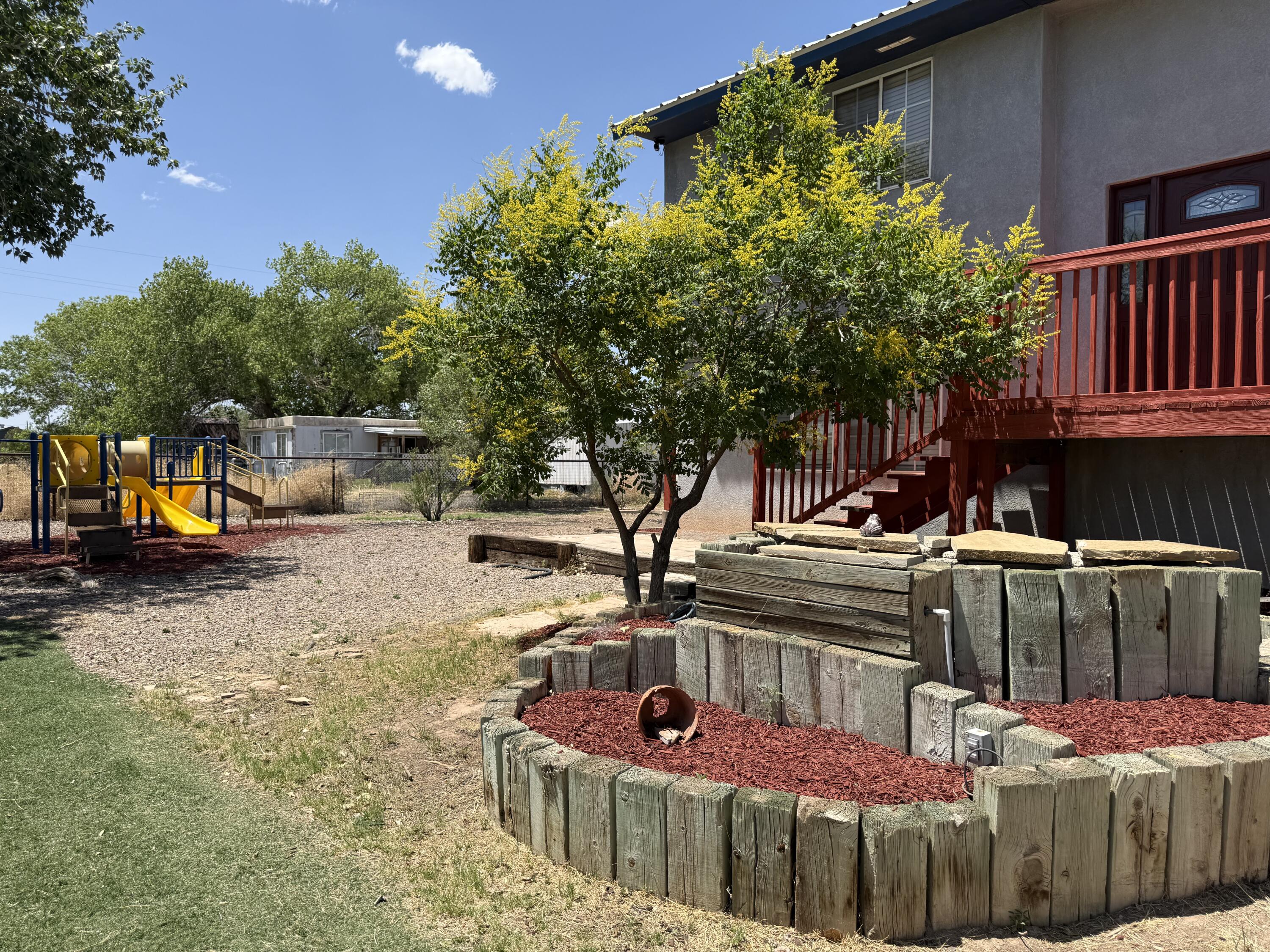 4 LOS CHAVEZ PARK Road