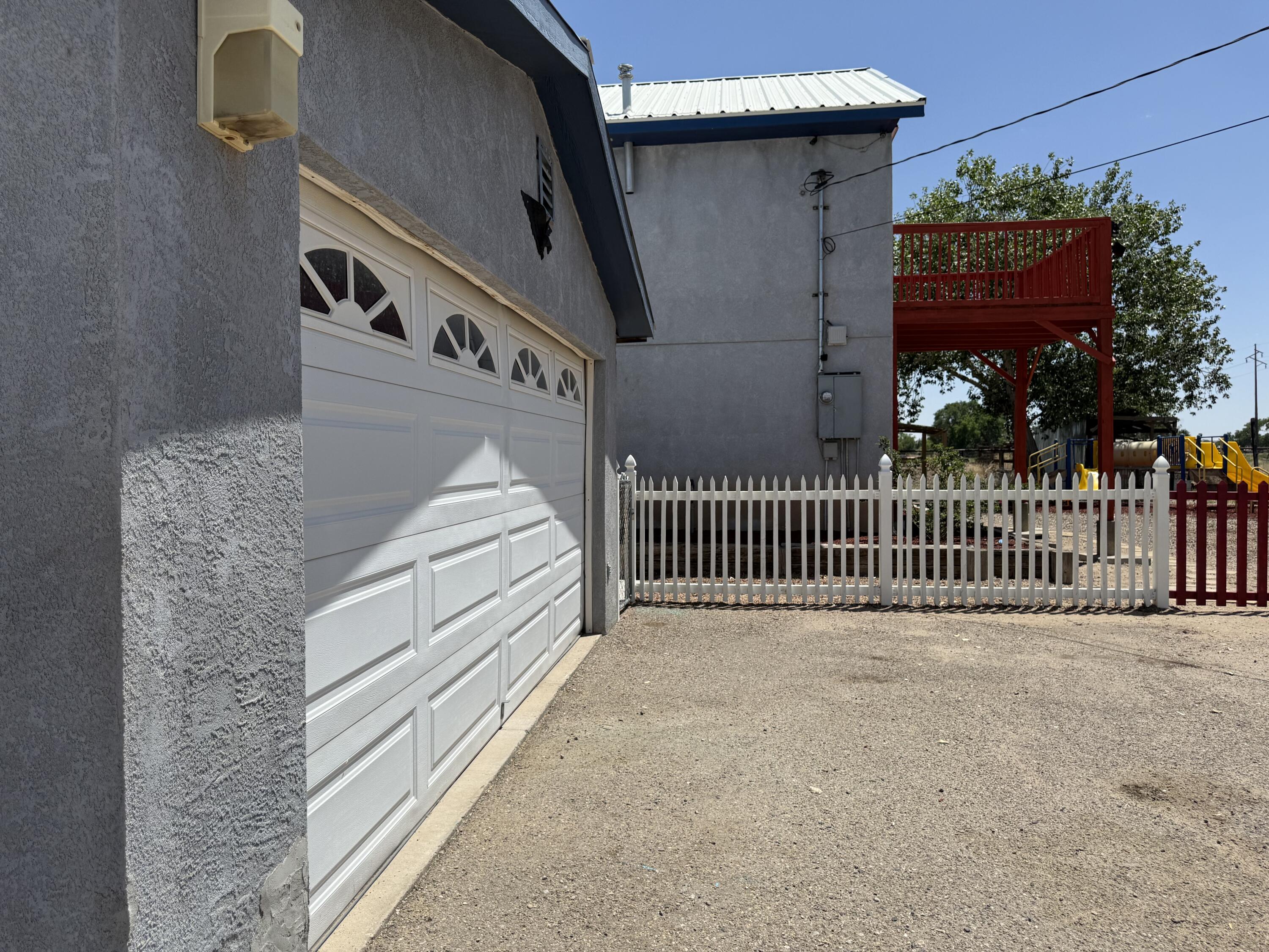 4 LOS CHAVEZ PARK Road