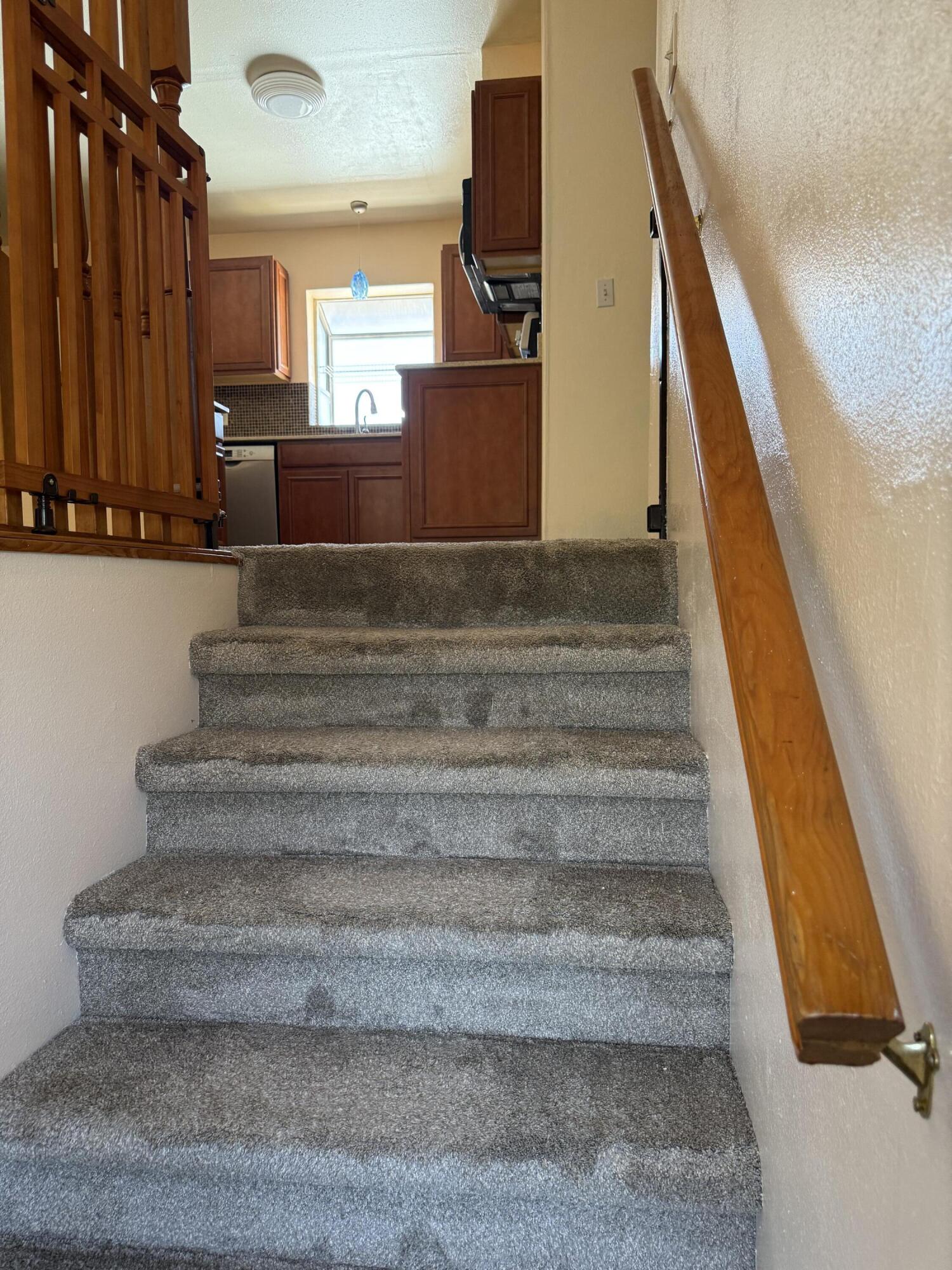 4 LOS CHAVEZ PARK Road